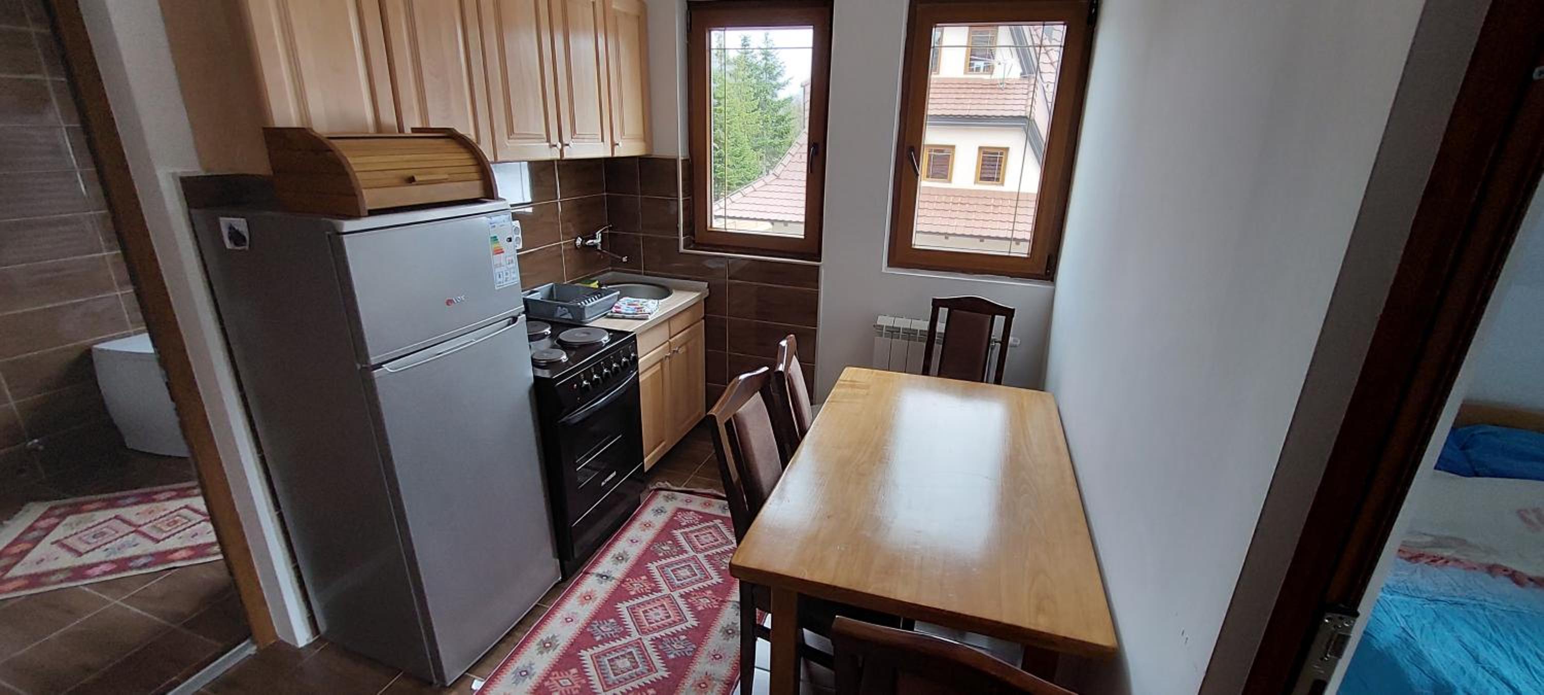 Apartment photo 3