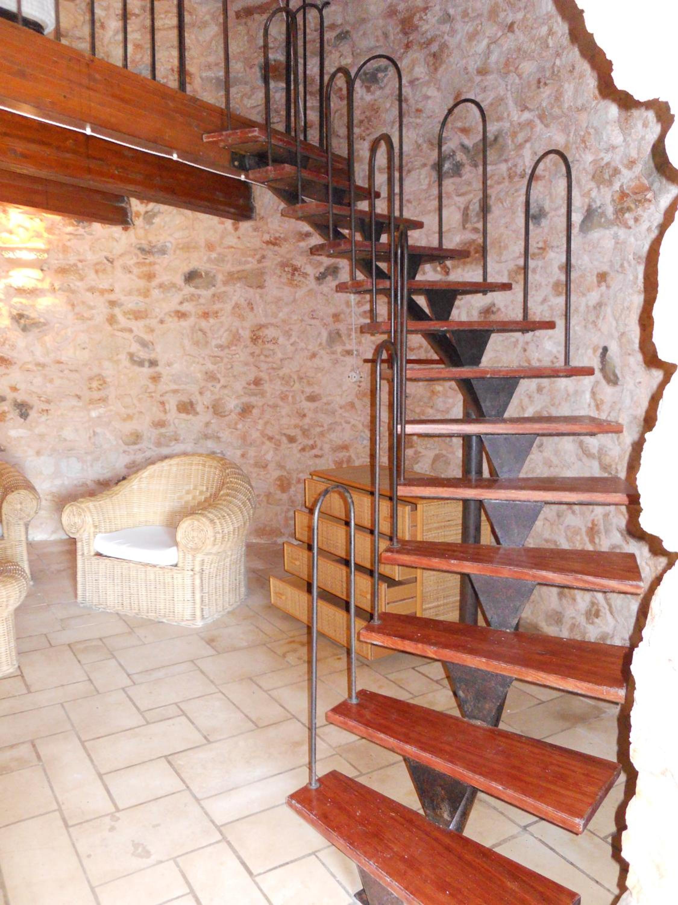 Apartment - Split Level photo 1