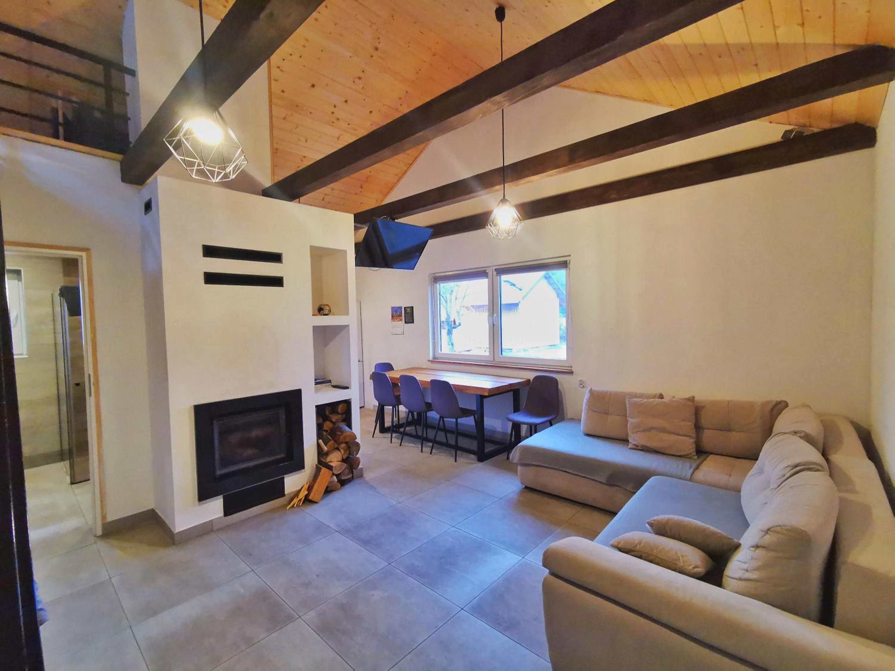 Three-Bedroom Chalet photo 3
