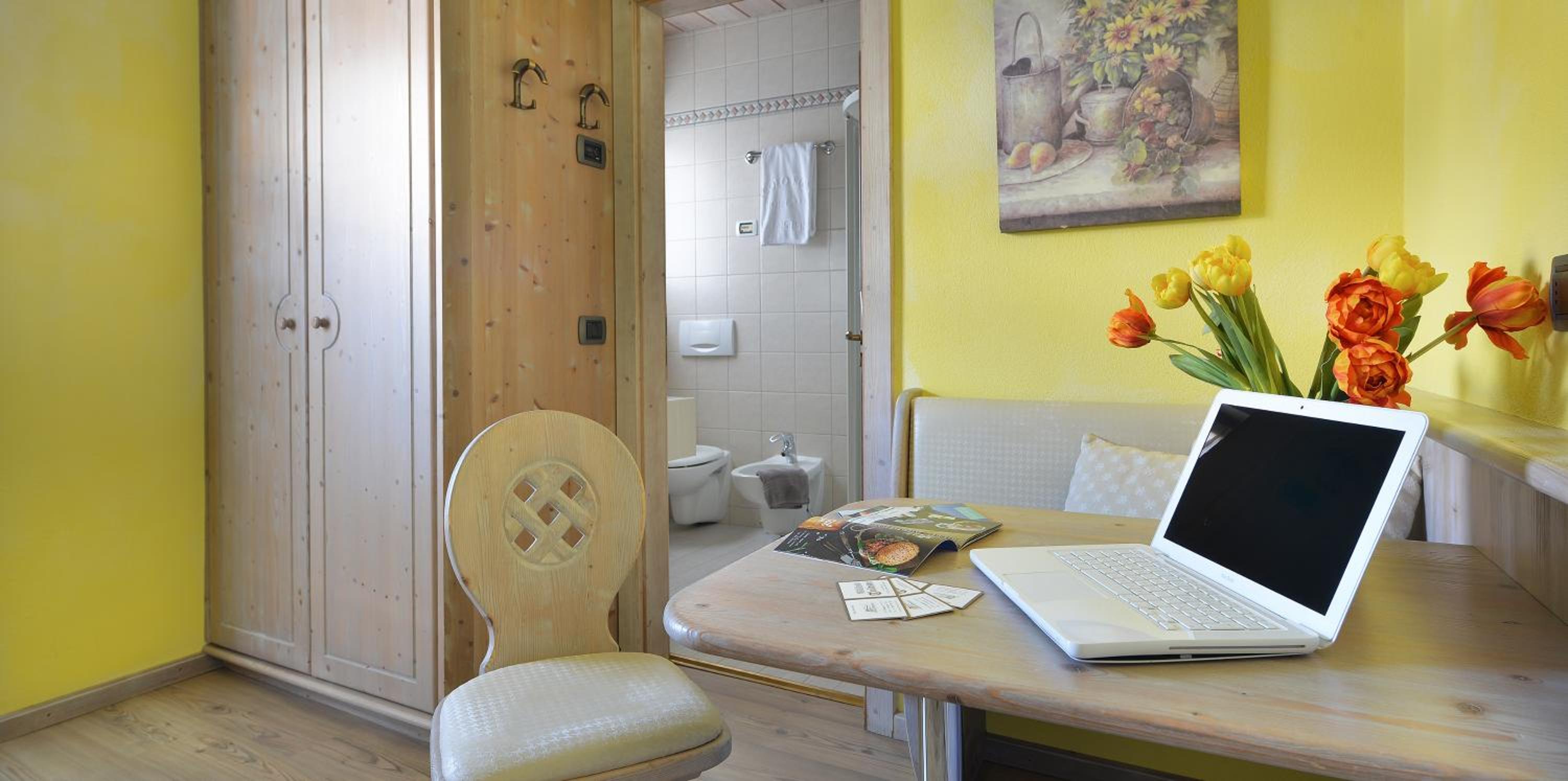 Double or Twin Room with Balcony - Photo 73