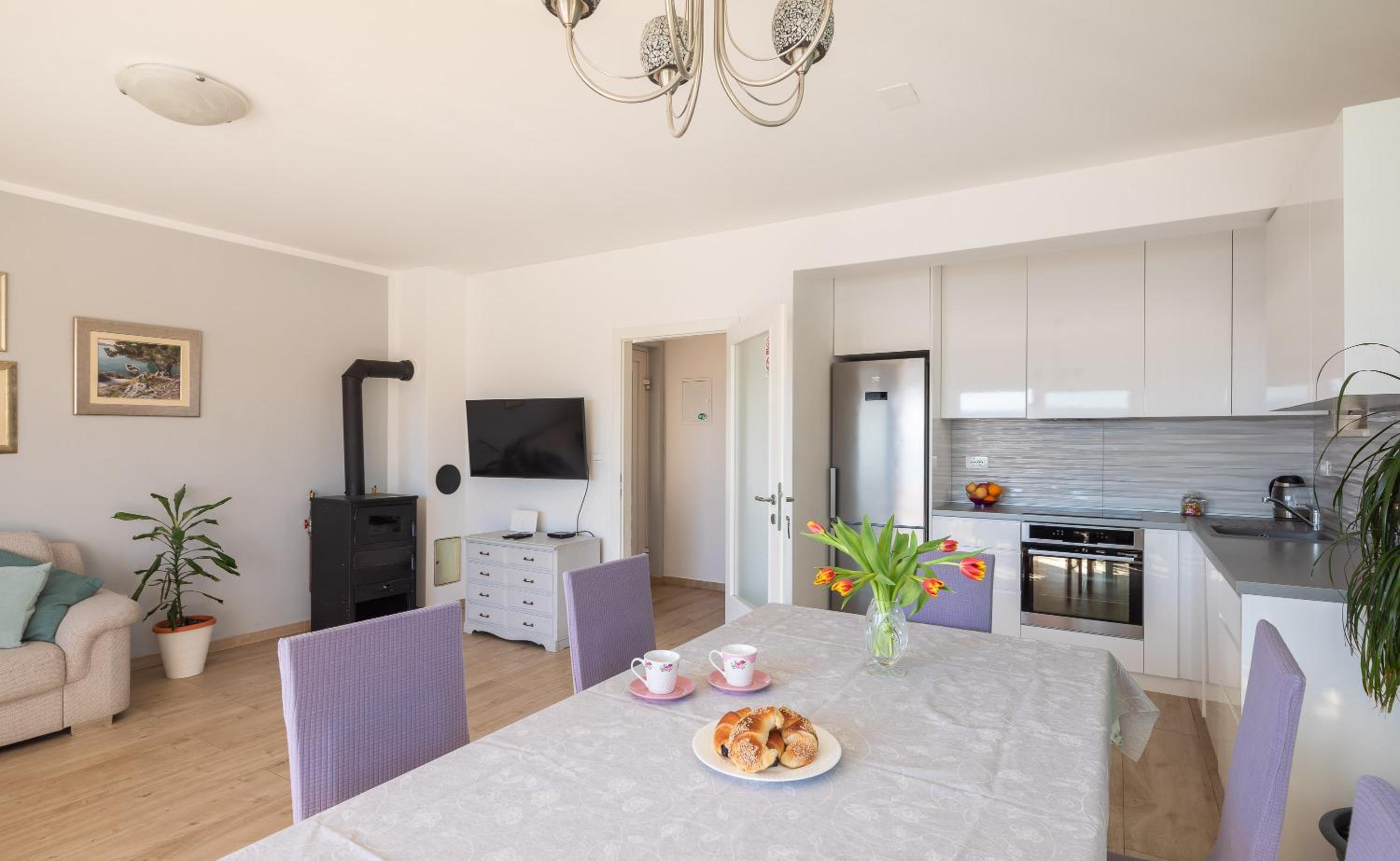 Apartment with Sea View photo 2