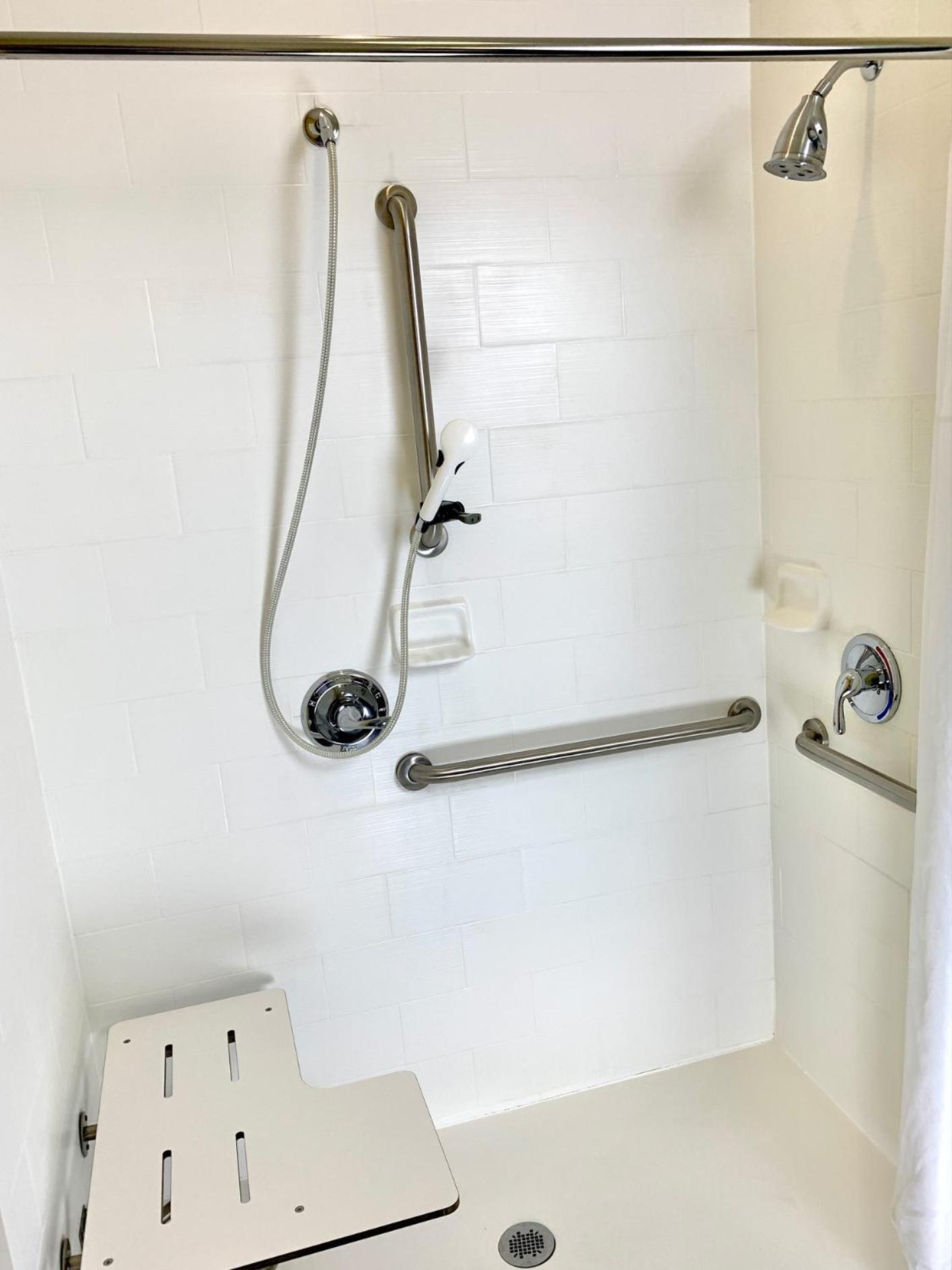 Sleep Inn & Suites Devils Lake, Photo 3