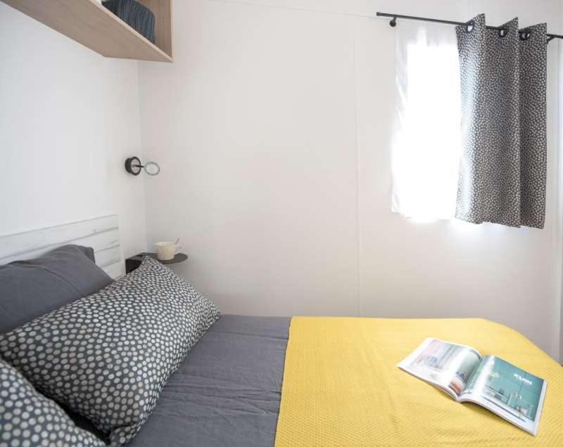 Mobil-home grand confort 1 Bedroom - 2 persons photo 3