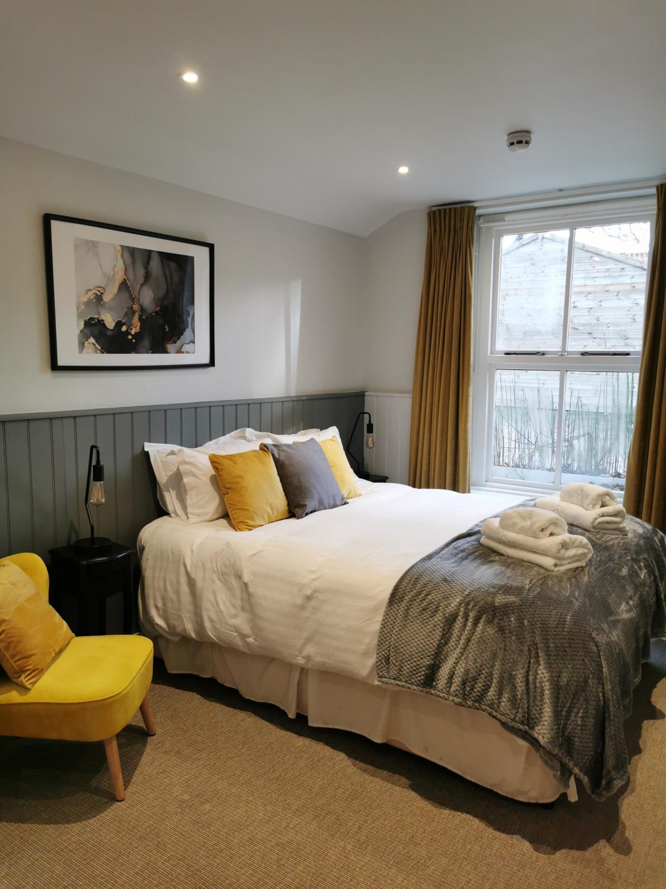 Double Room with Private Bathroom