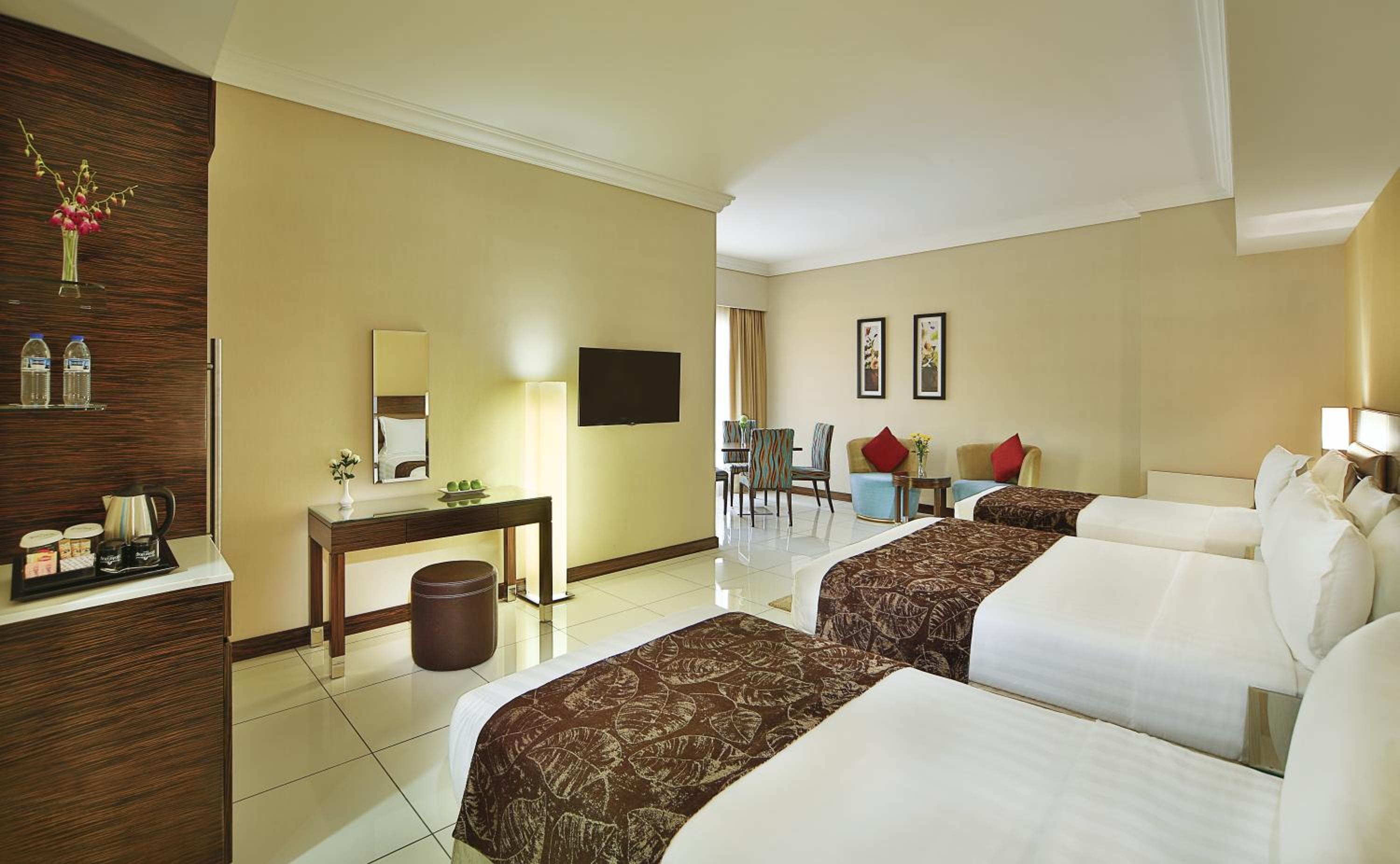 Deluxe Triple Room photo 3