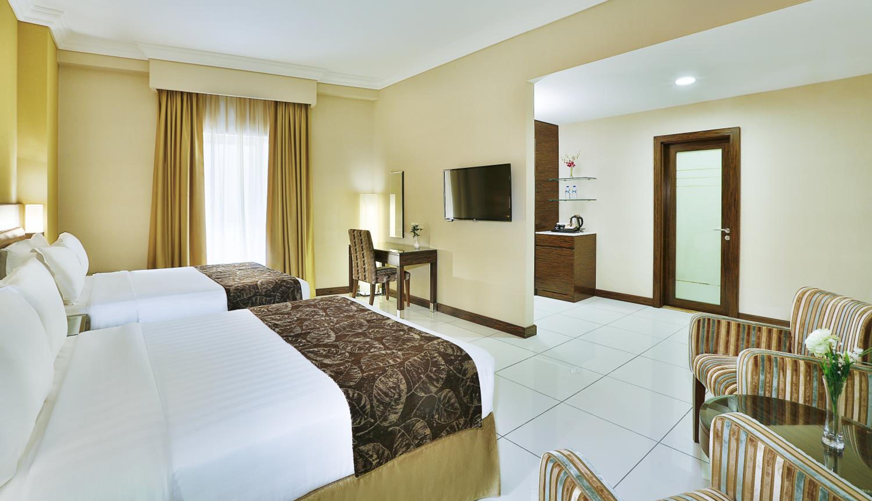 Deluxe Large Twin Room photo 3