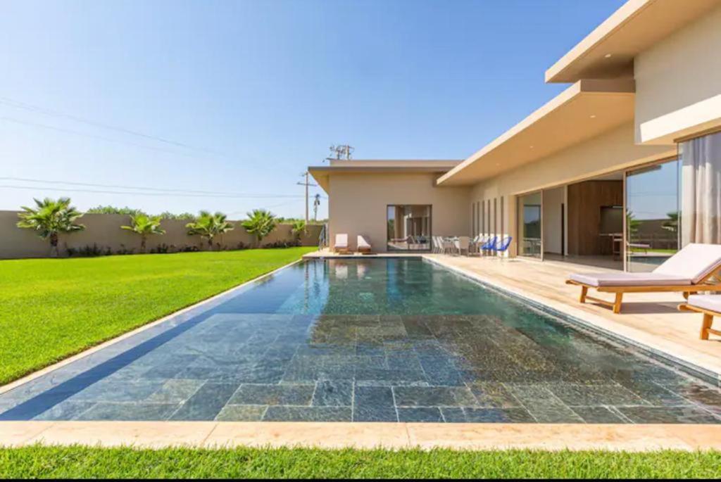 Villa - Photo 8