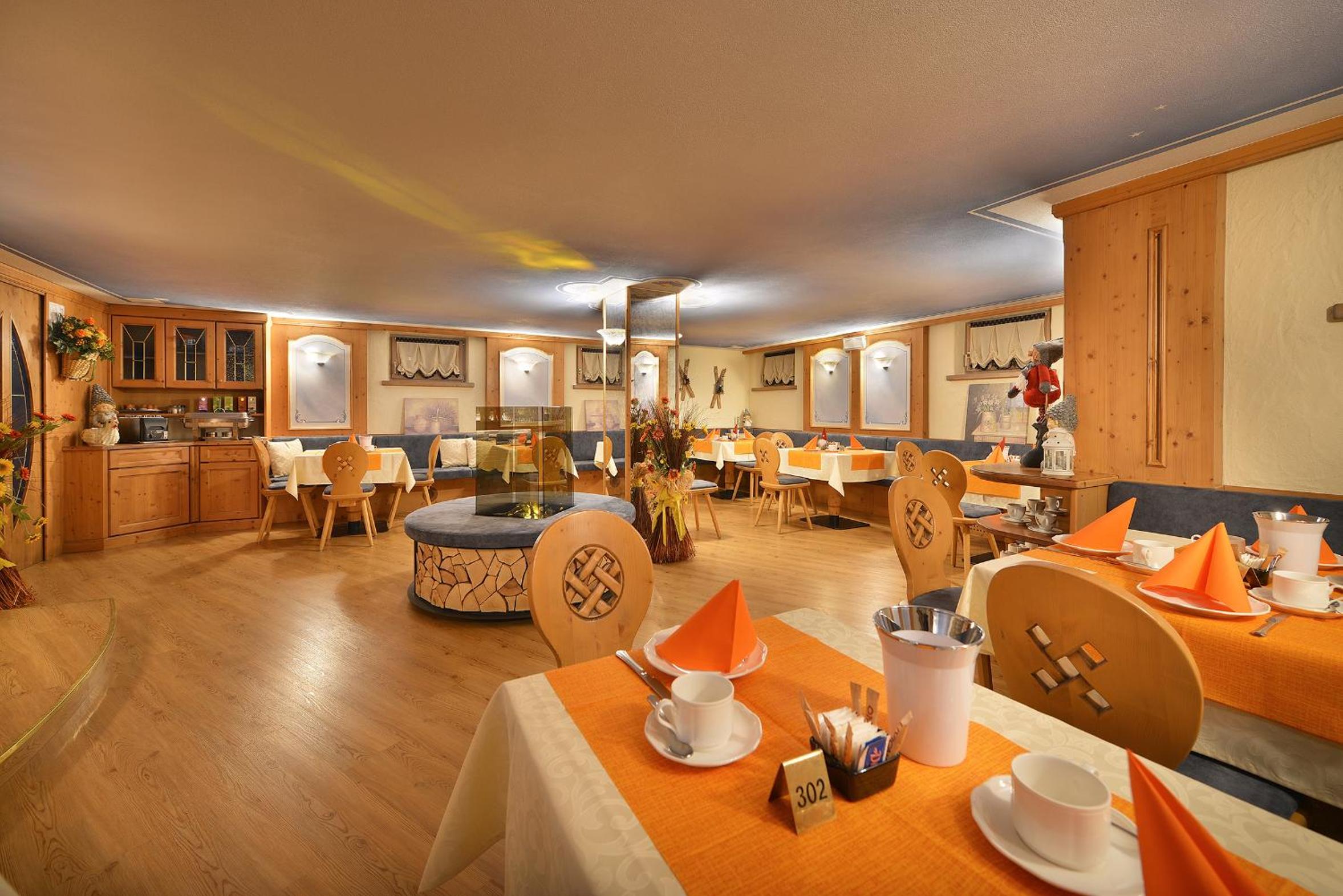 Double or Twin Room with Balcony - Photo 47