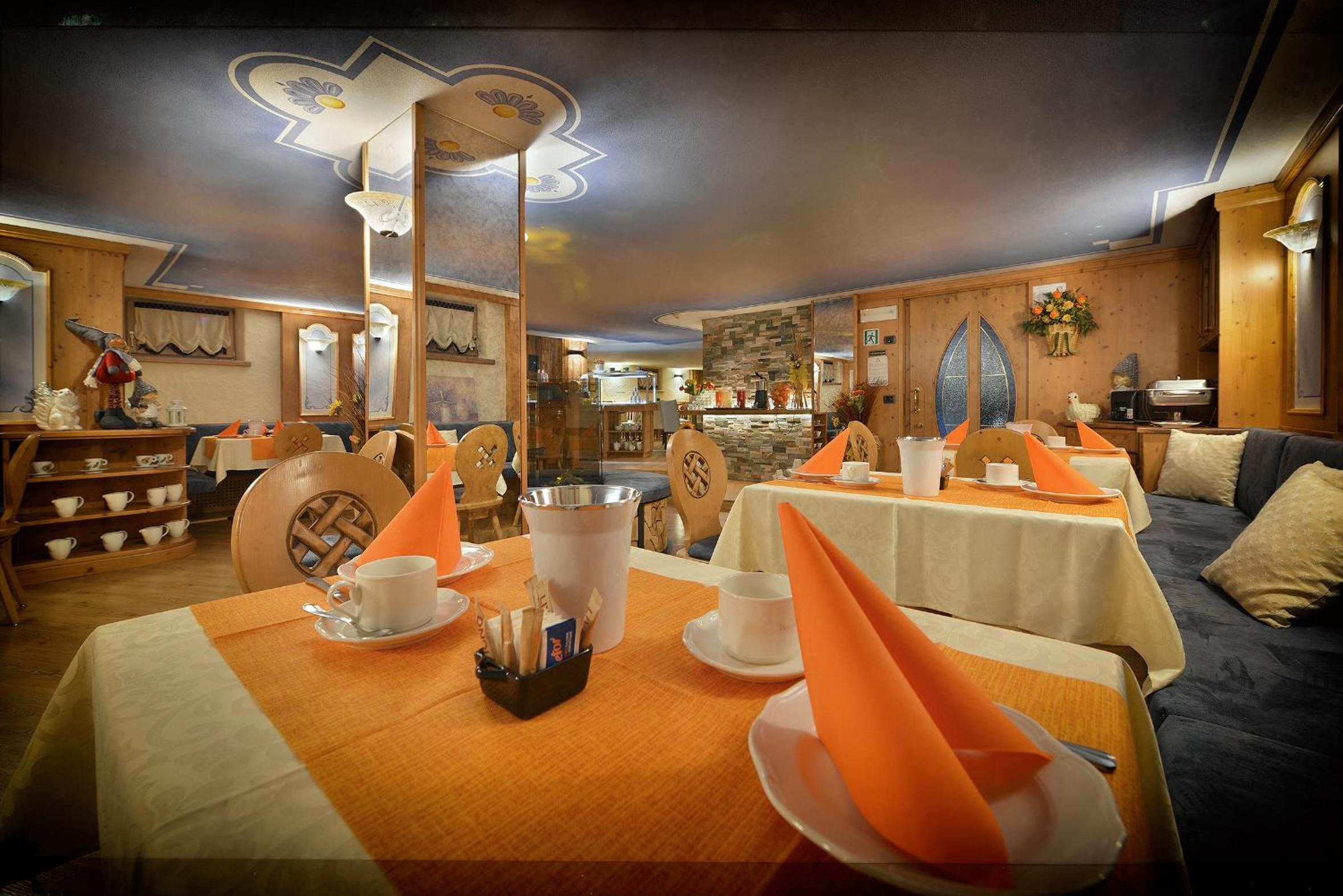 Superior Double or Twin Room - Photo 9