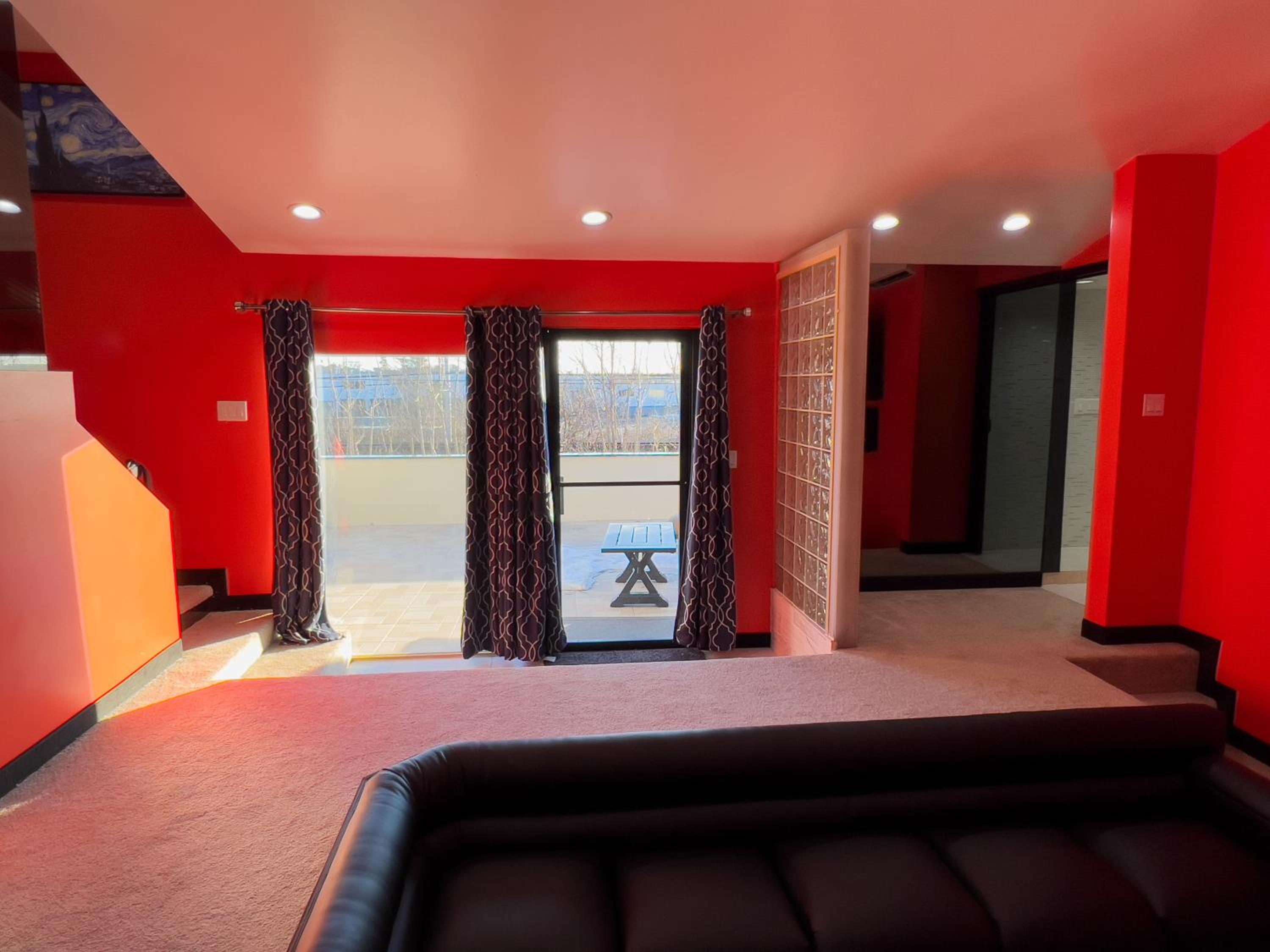 Penthouse Apartment - Photo 1
