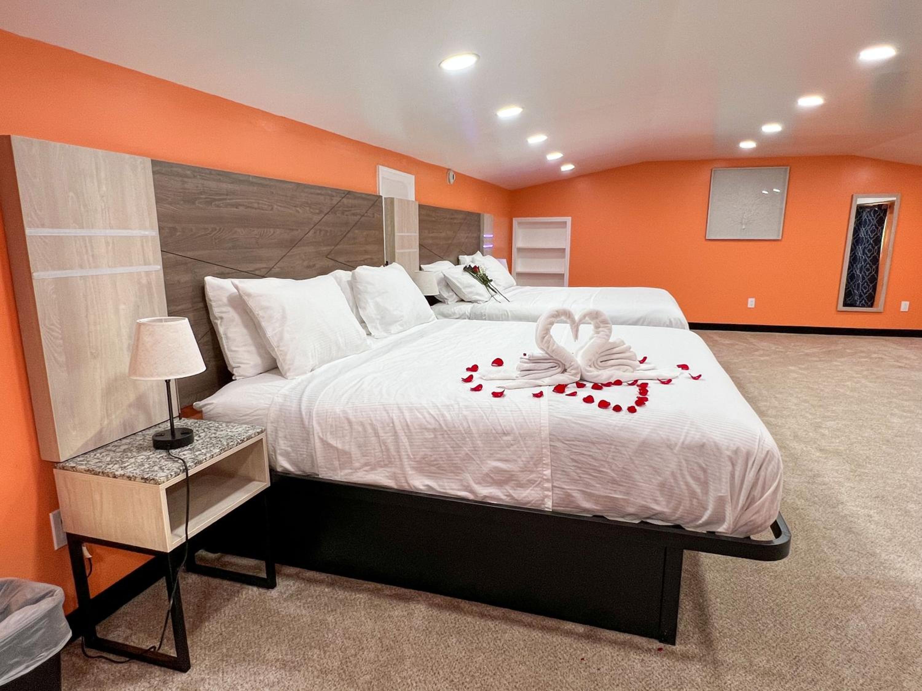 Penthouse Apartment - Photo 11