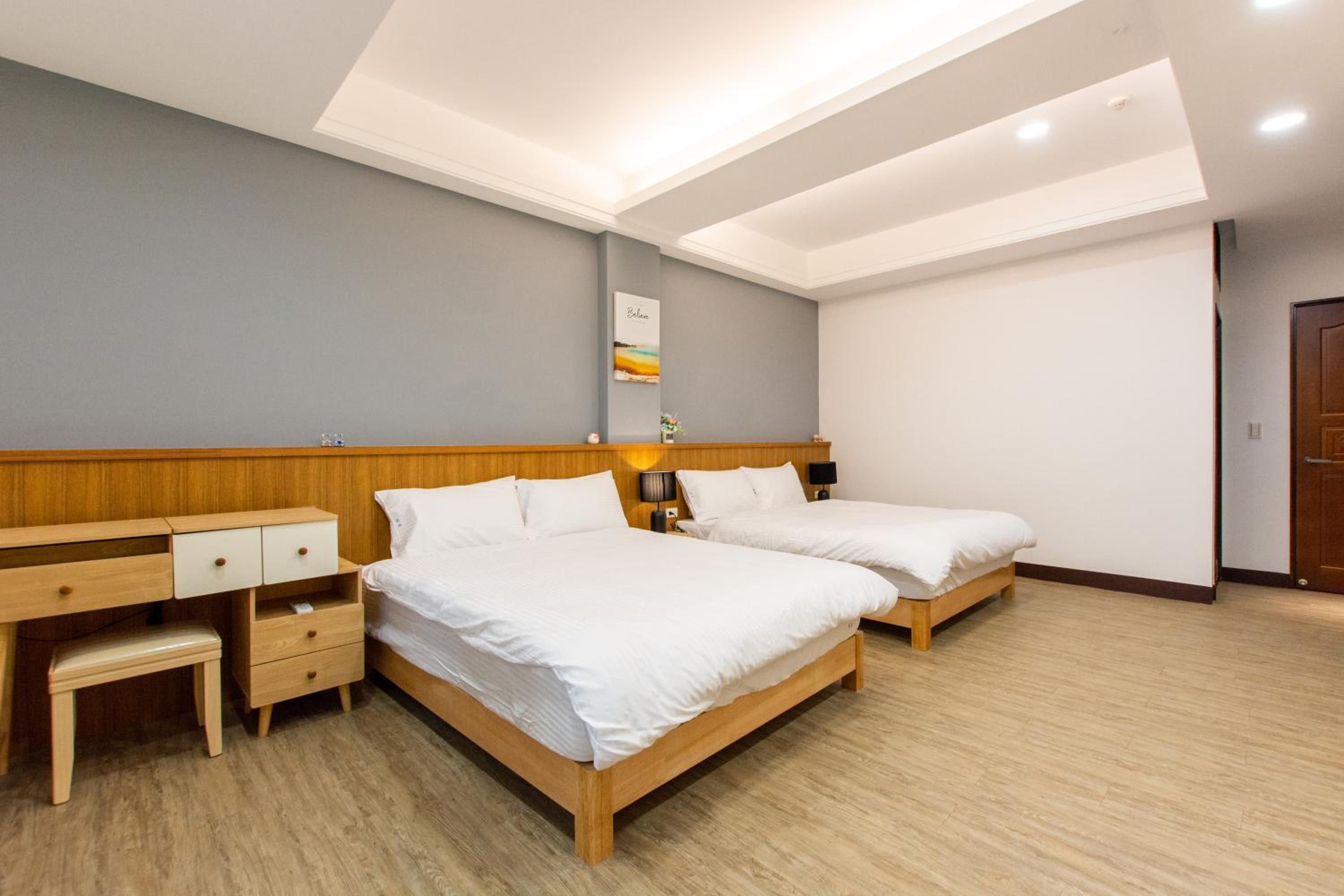 Classic Quadruple Room photo 3