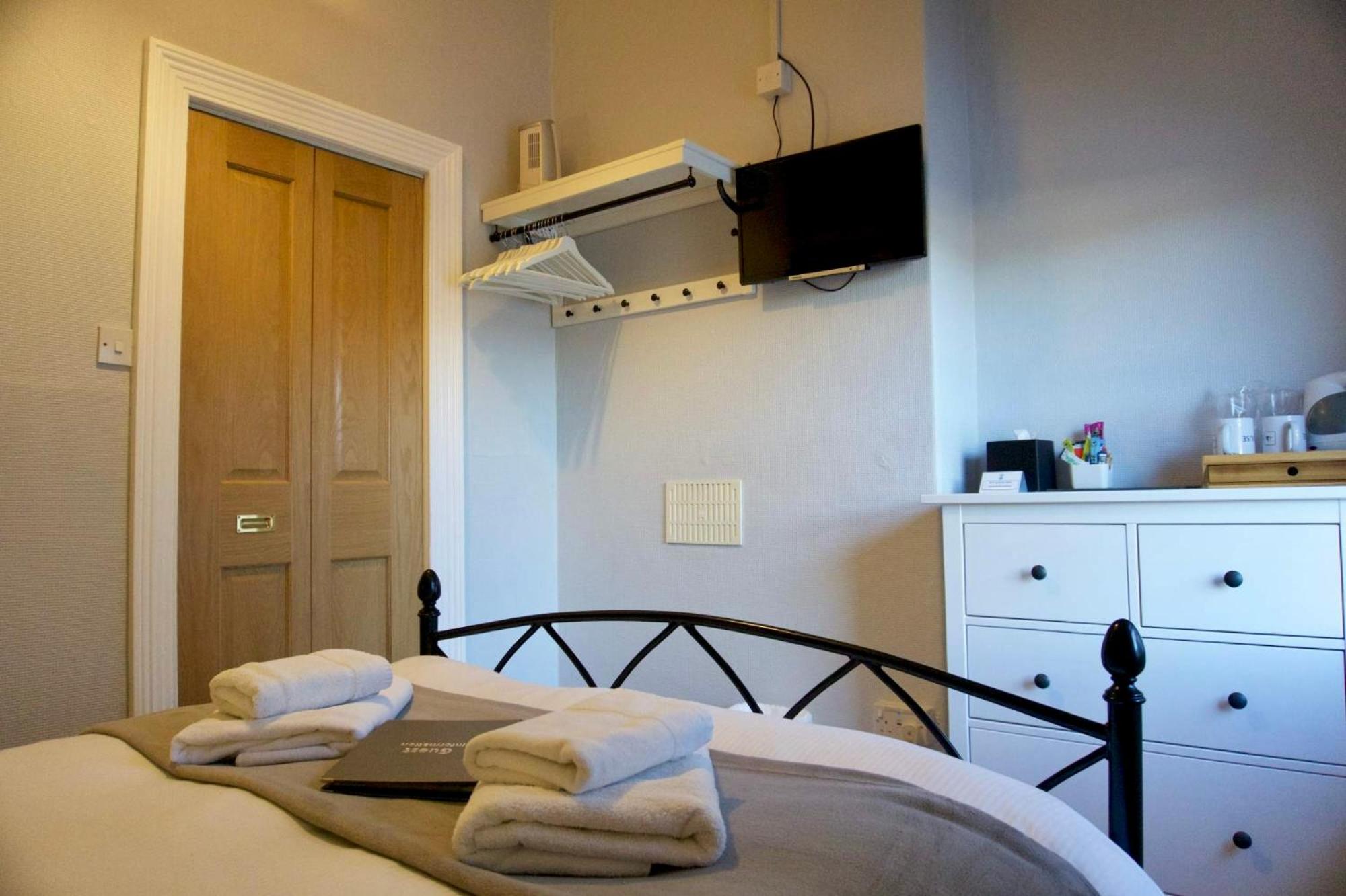 Small Double Room photo 2