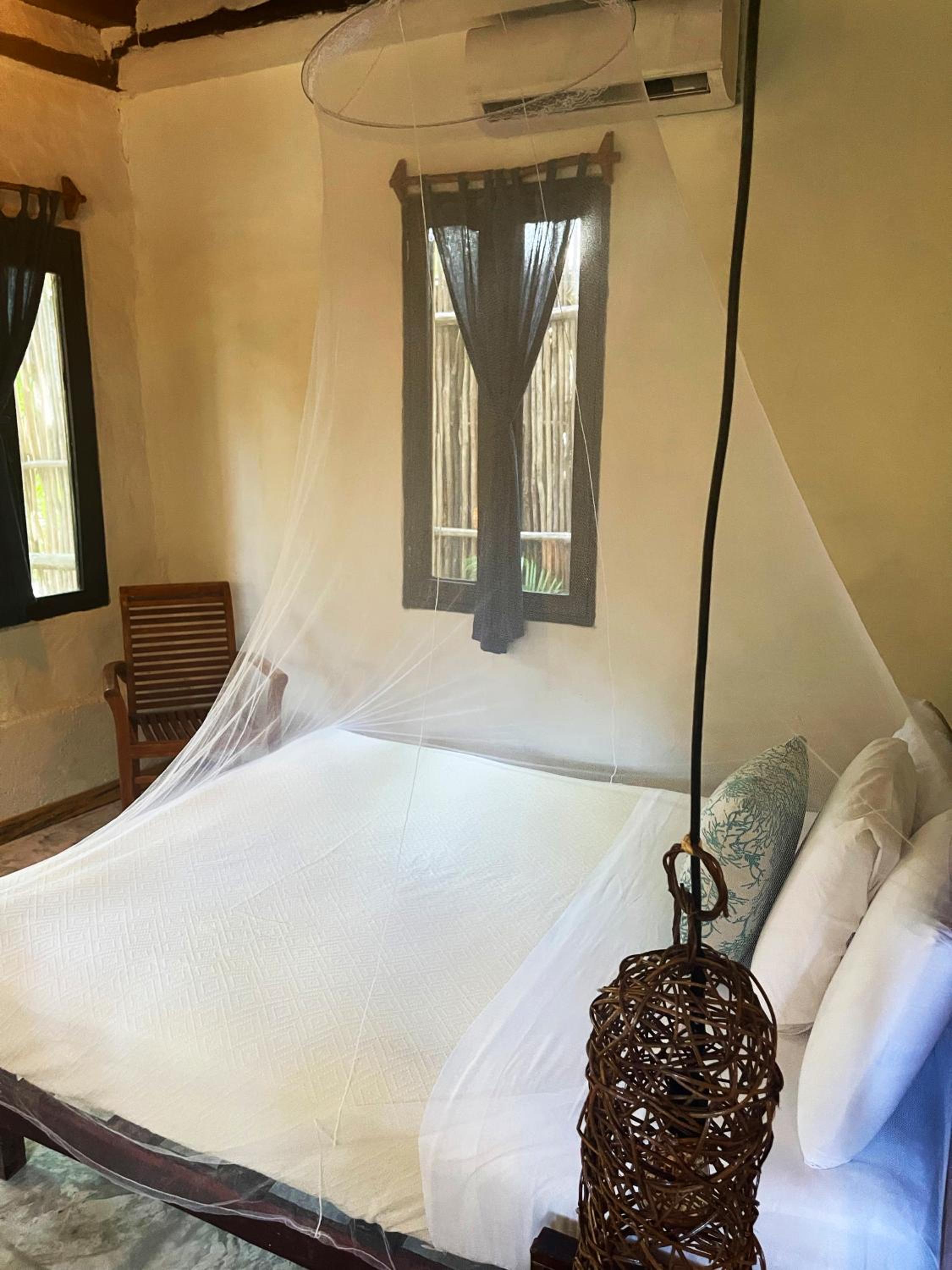 Double Room with Two Double Beds - Photo 12