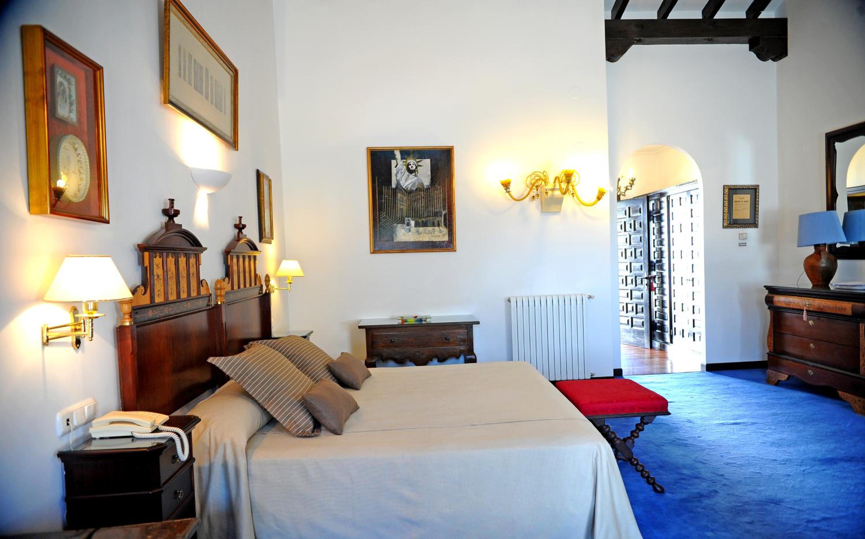 Suite with Hydro Massage and Terrace - Photo 1