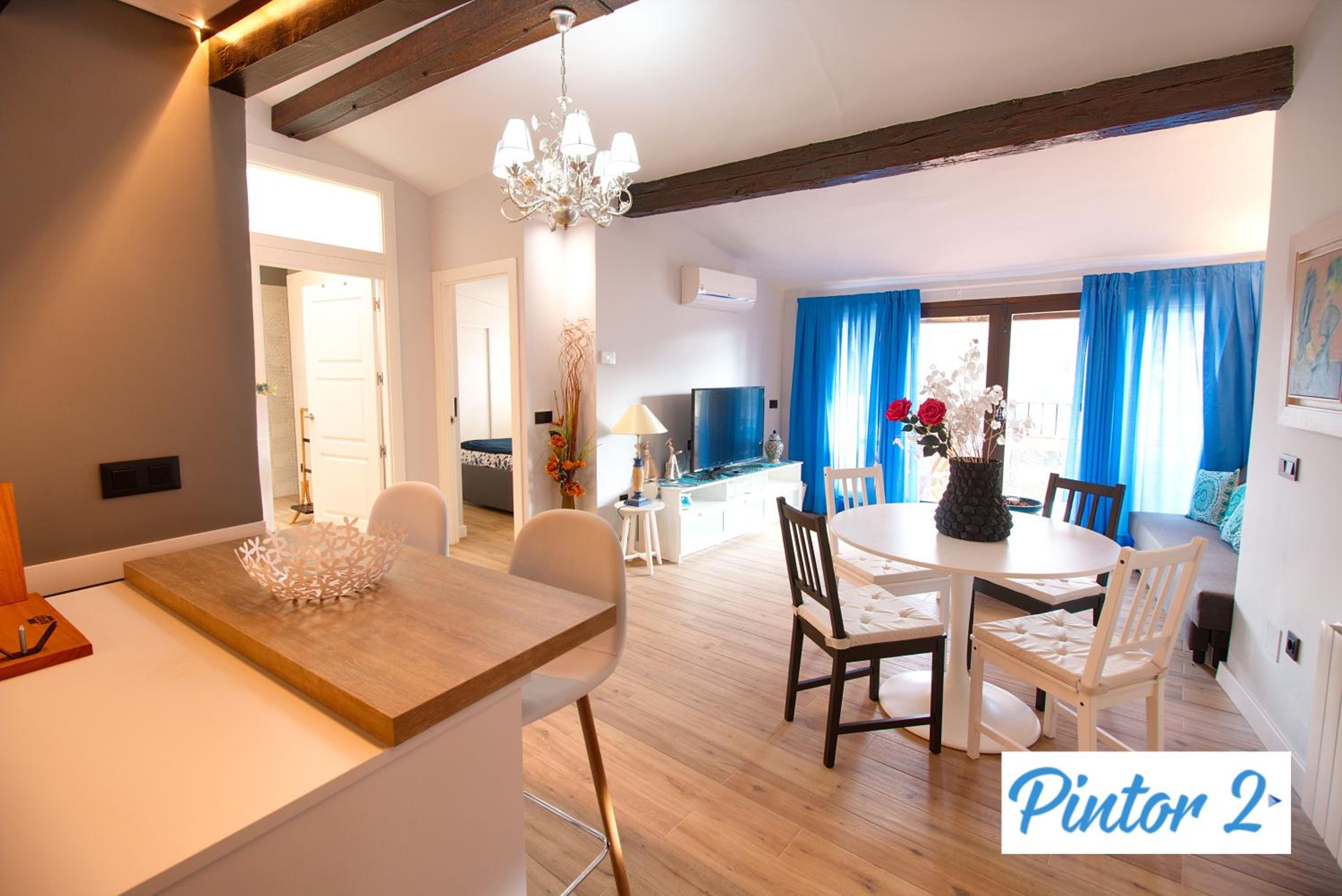 Pintor 2 with terrace - Photo 4