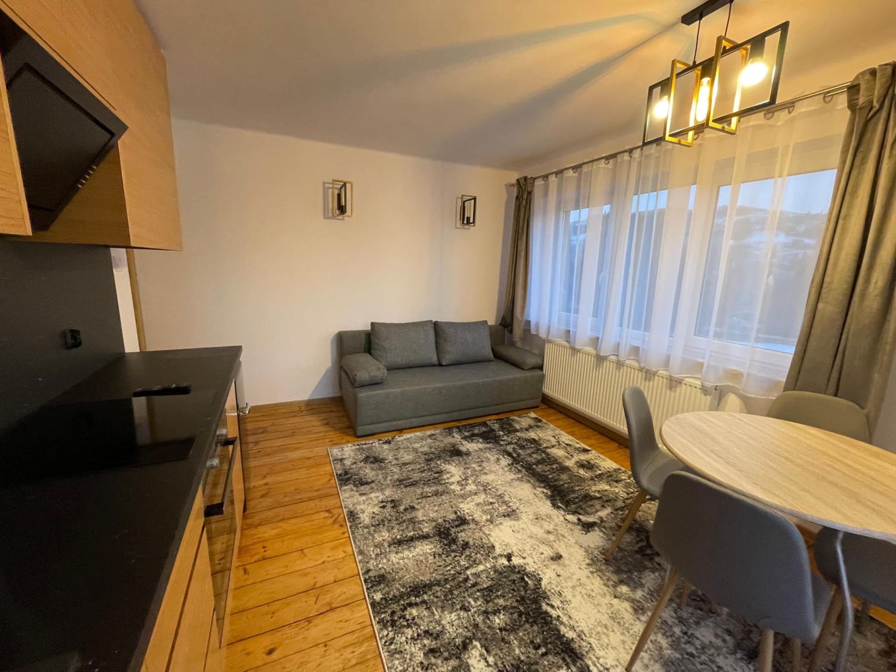 Apartment - Ground Floor - Photo 1