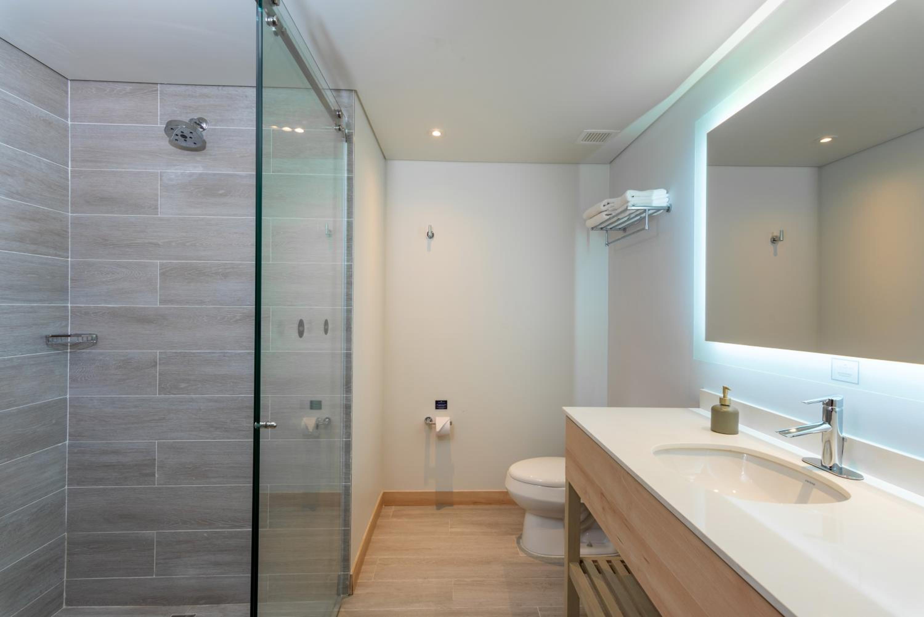 Double Room - Photo 6