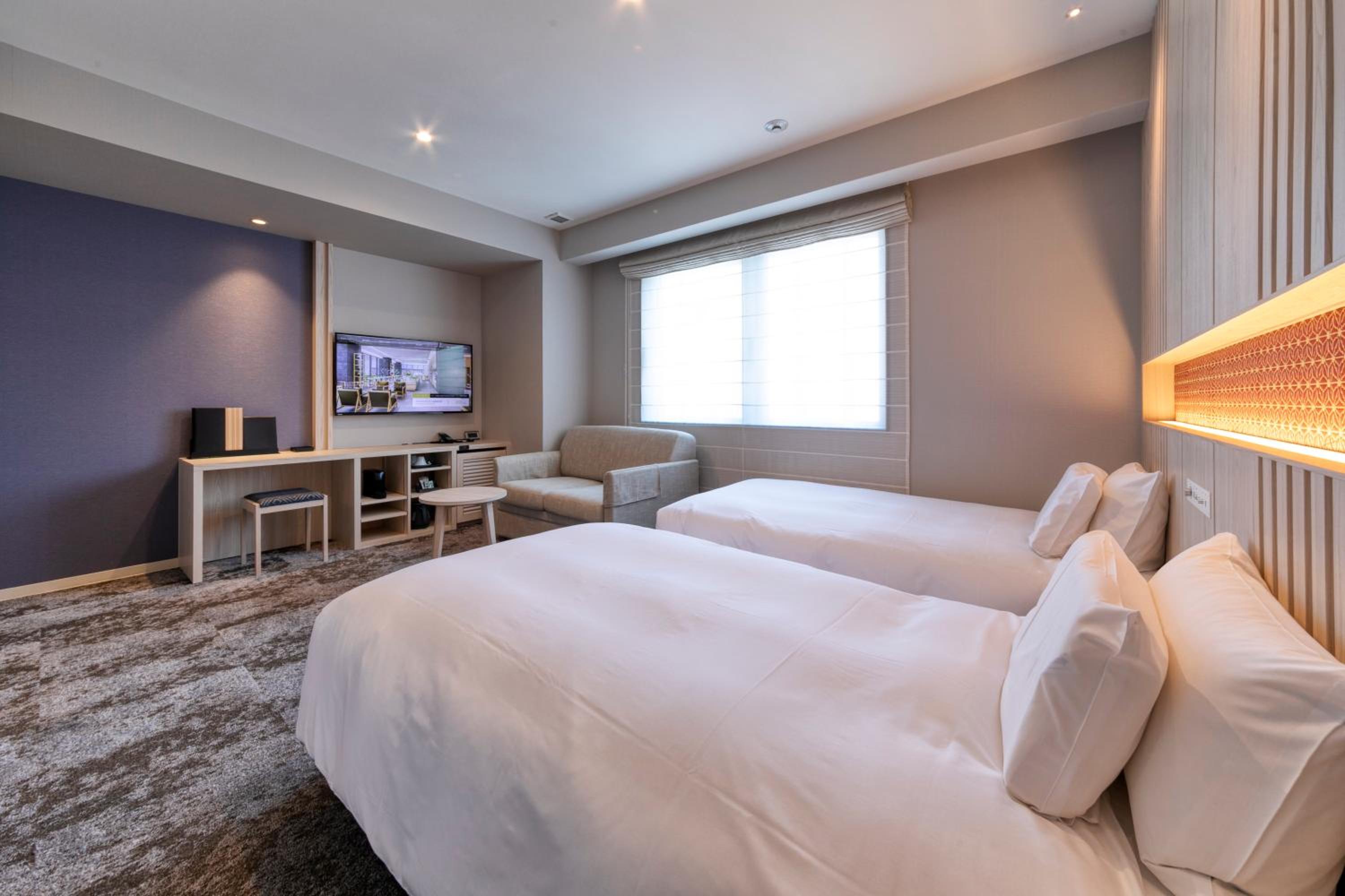 Premier Twin Room - Photo 1