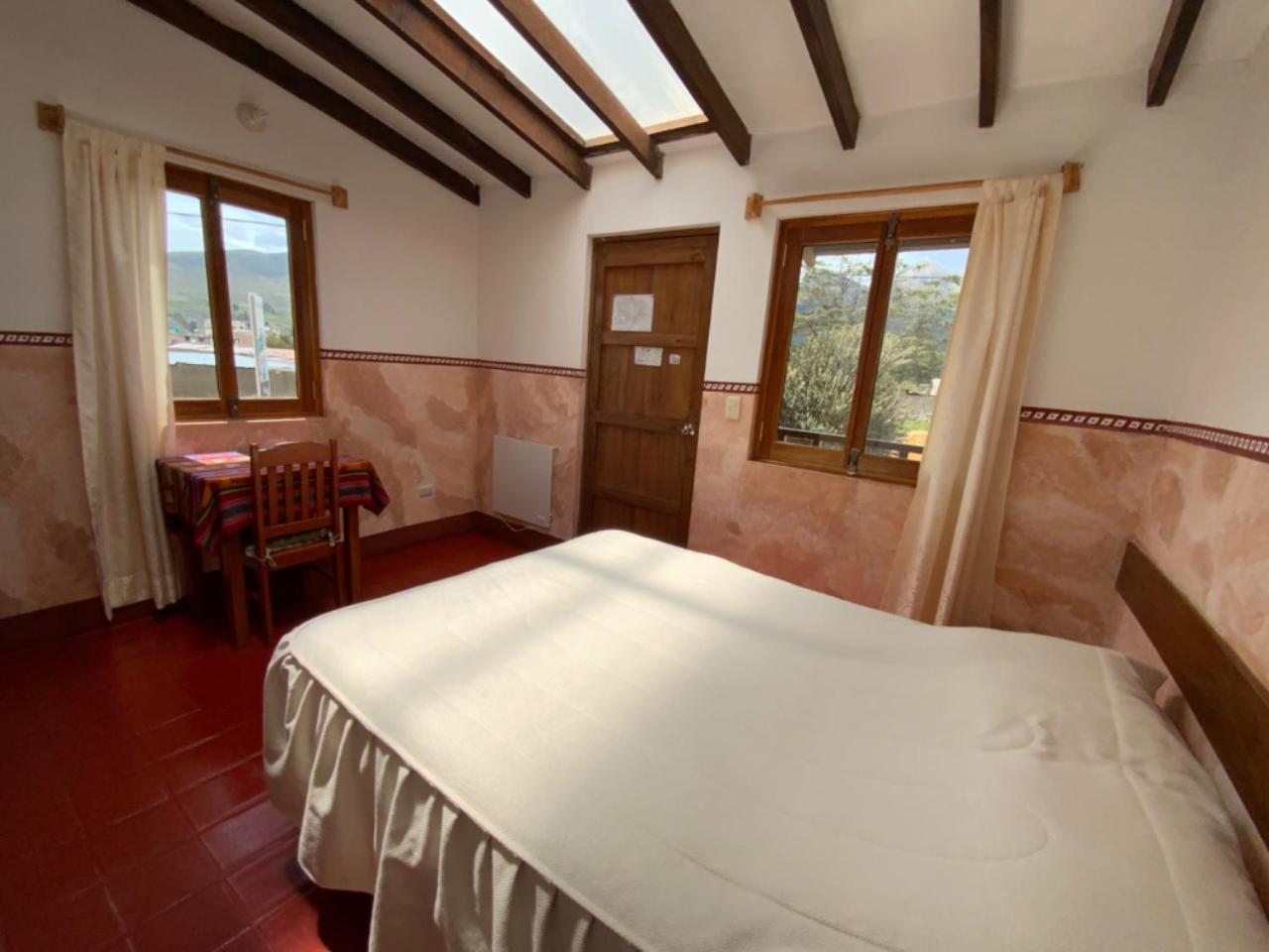 Budget Double Room photo 3