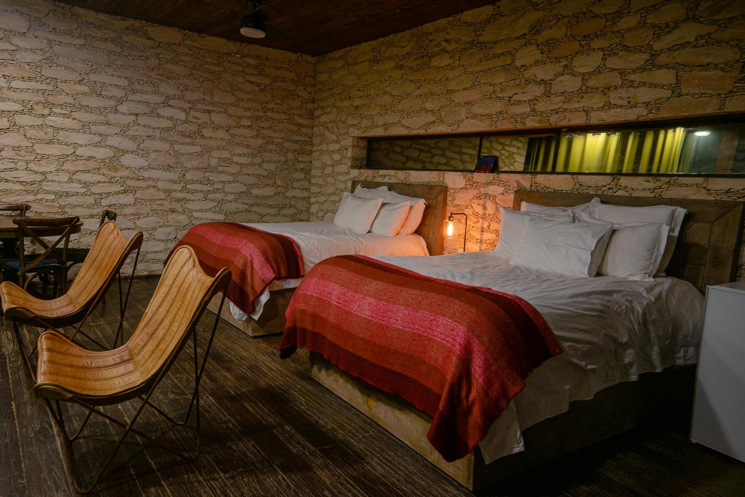 Suite with Lake View - Photo 27