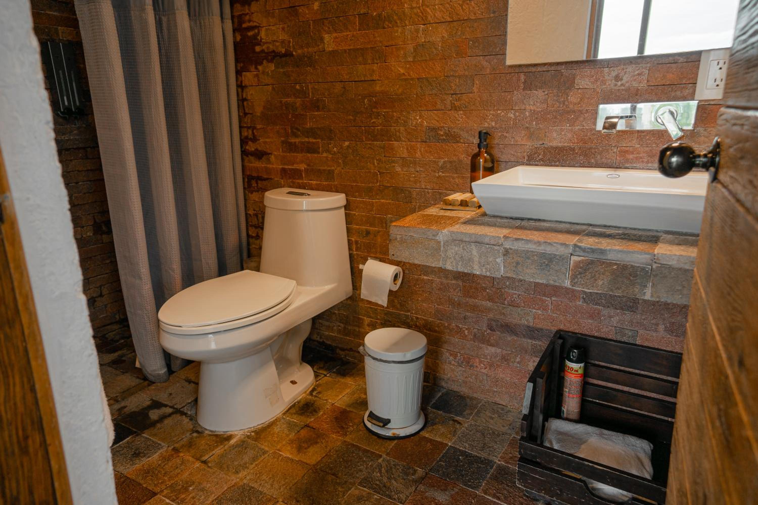 Suite with Mountain View - Photo 34