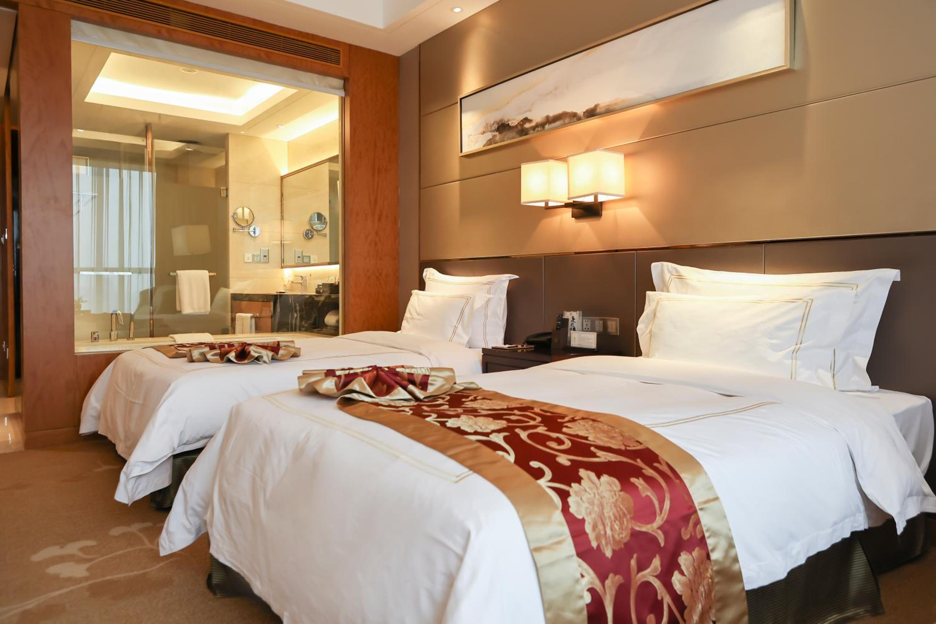 Deluxe Twin Room photo 3