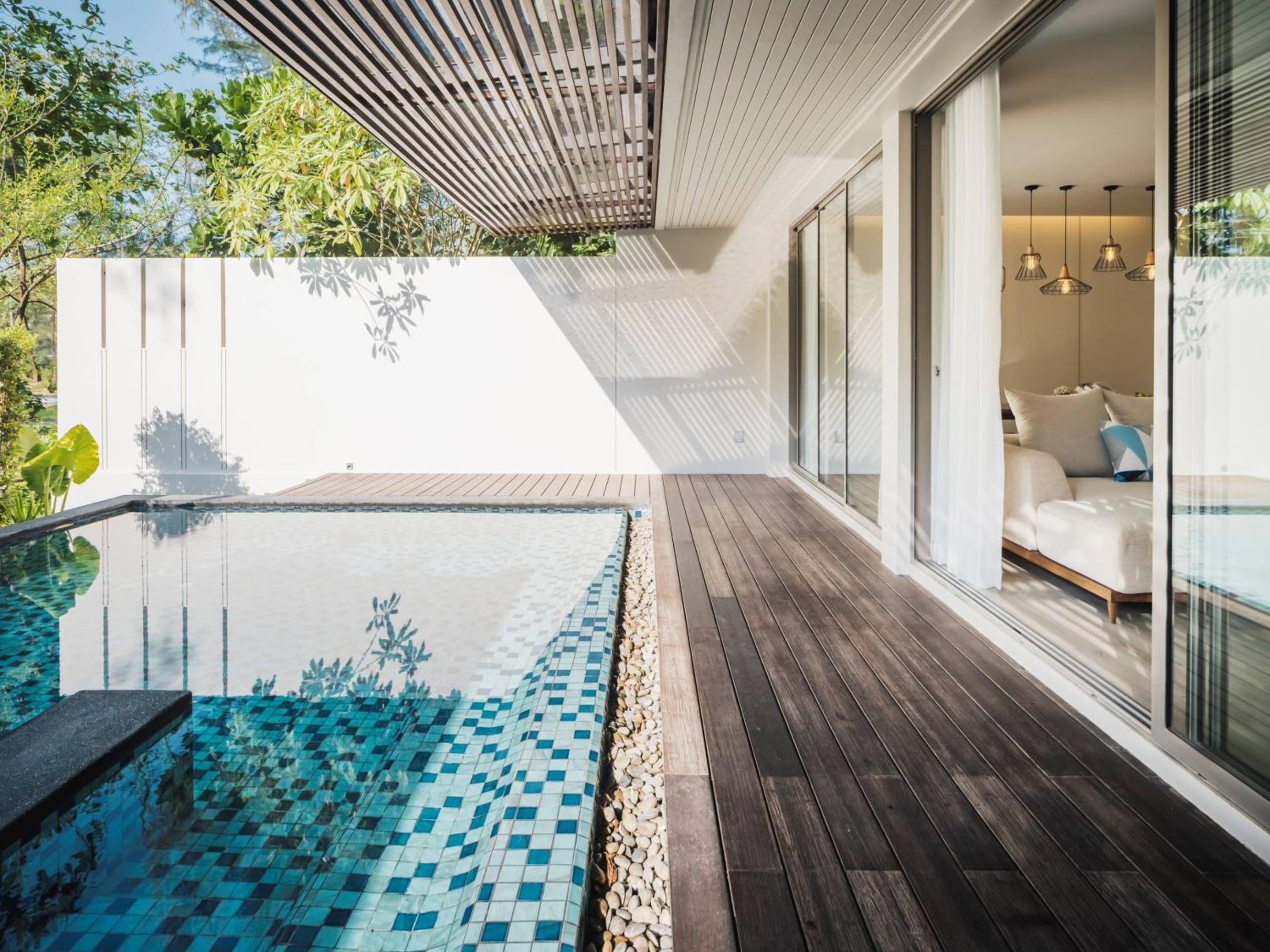 Two Bedroom Family Pool Suite - Photo 8