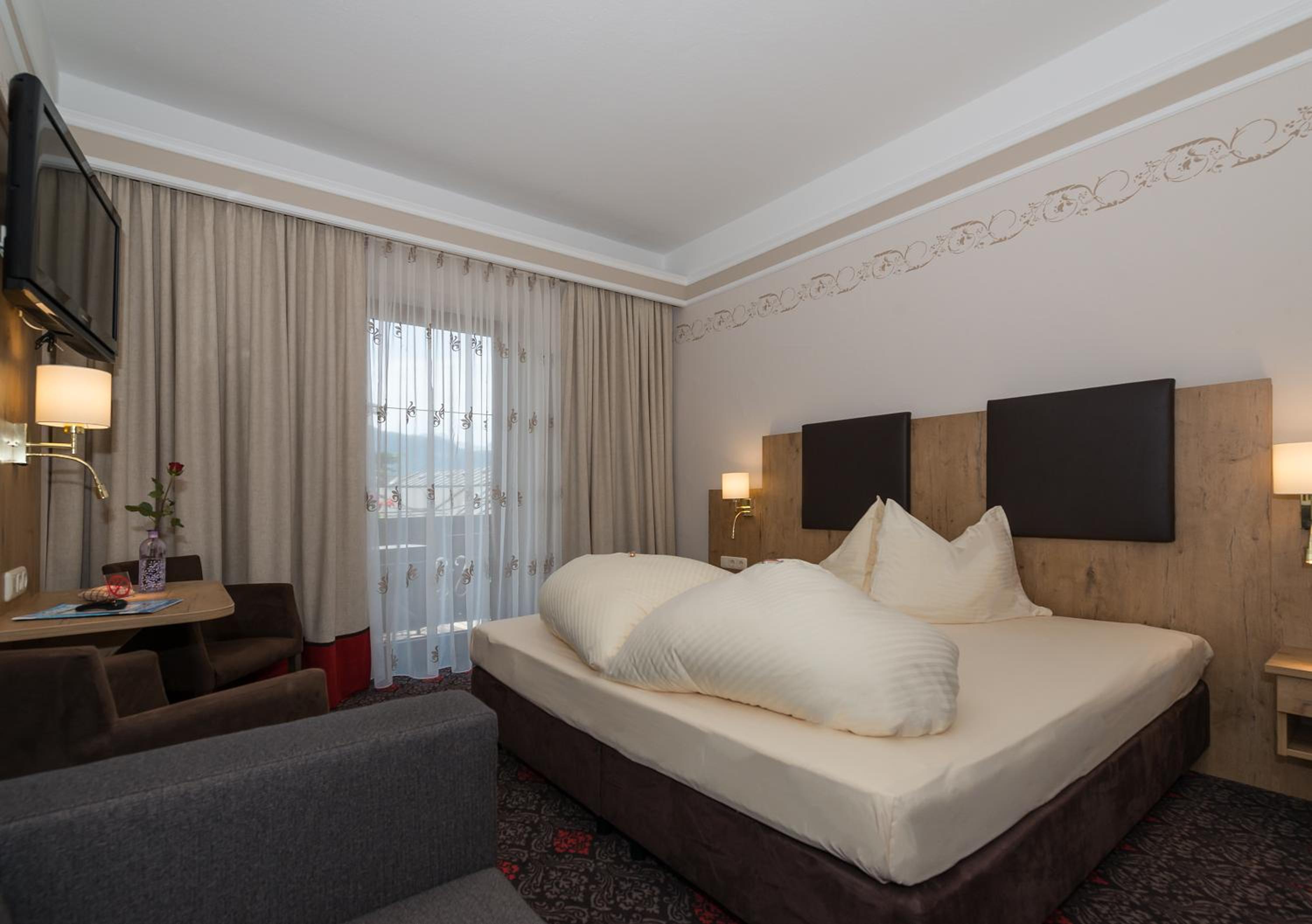 Superior Double Room - Photo 2