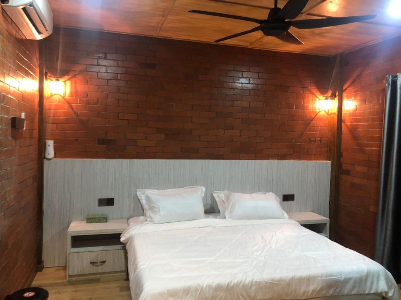 Villa photo 3