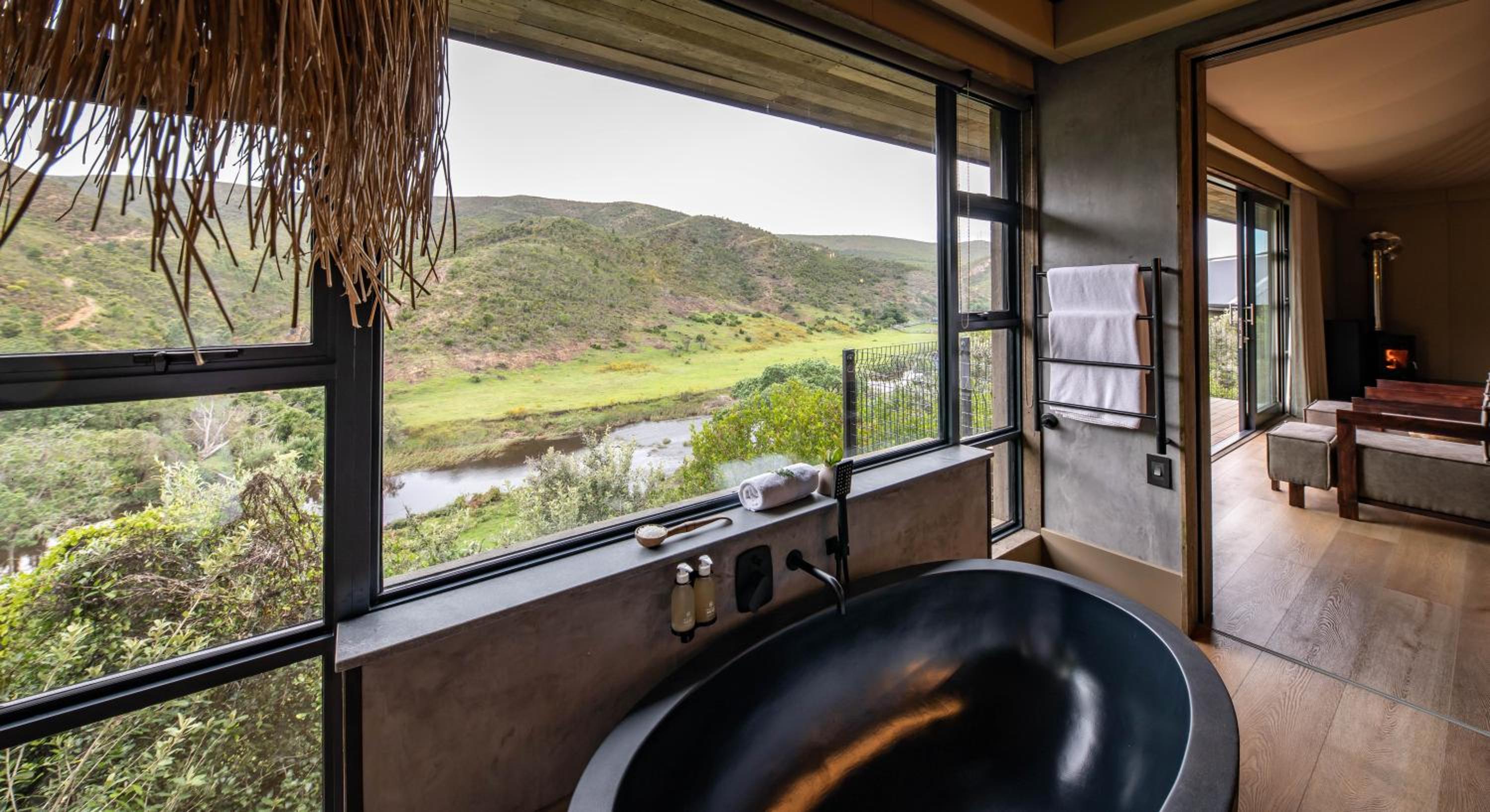 Superior Tented Suite Includes 2 Game Drives - Photo 2
