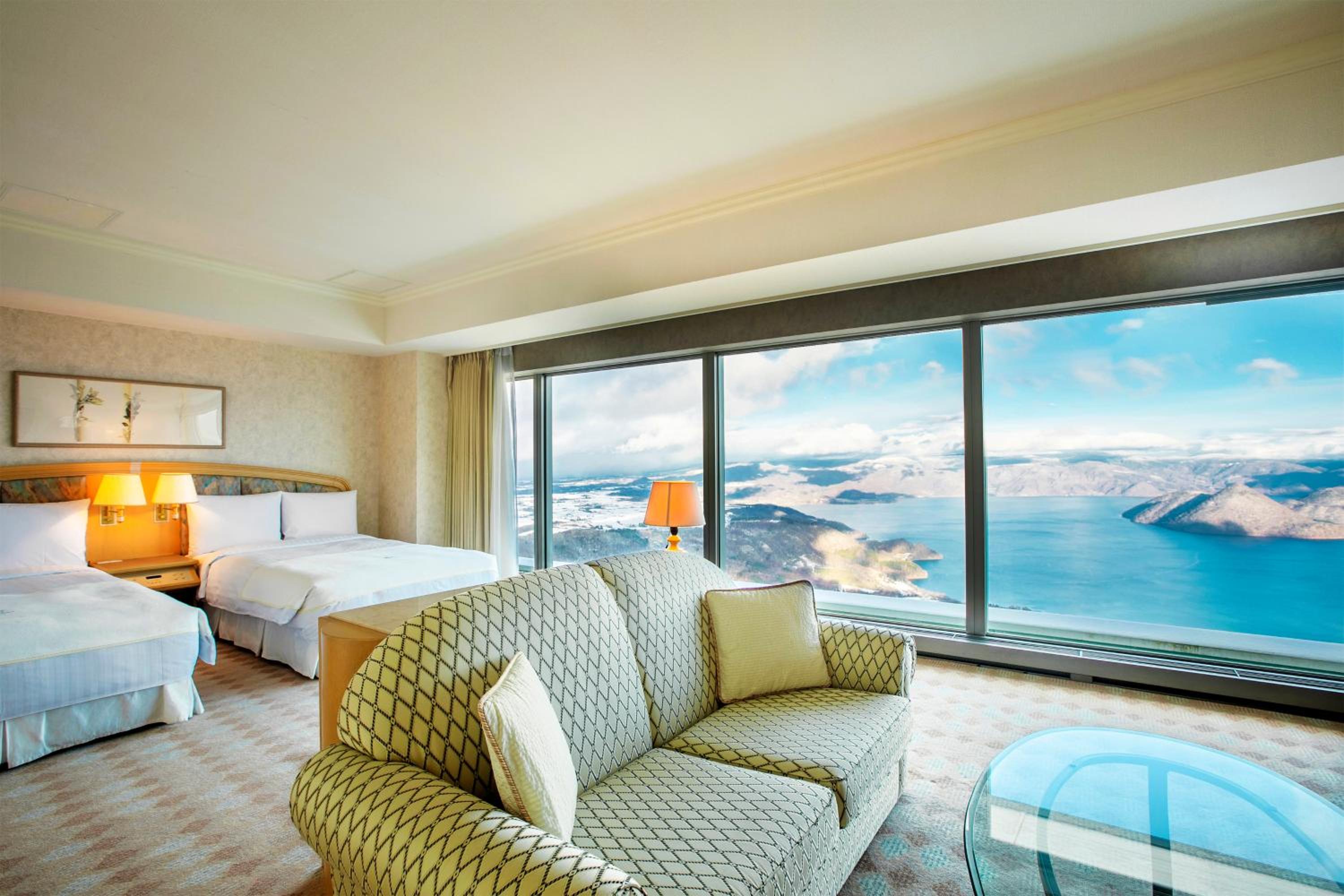 Junior Suite Twin With Lake View - Non-Smoking - Photo 5