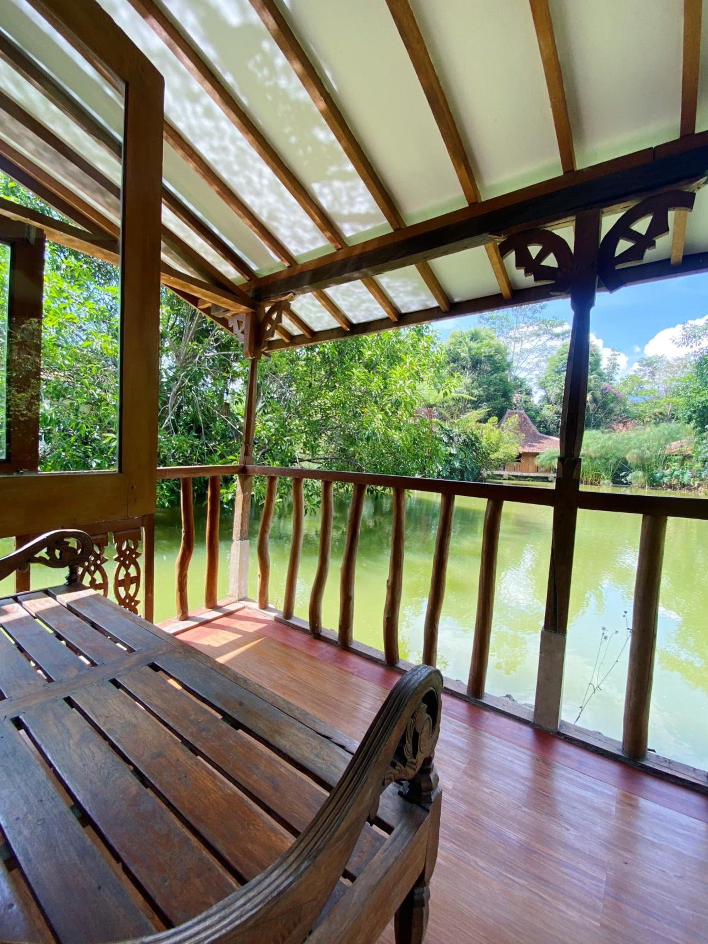 Suite with Lake View - Photo 4