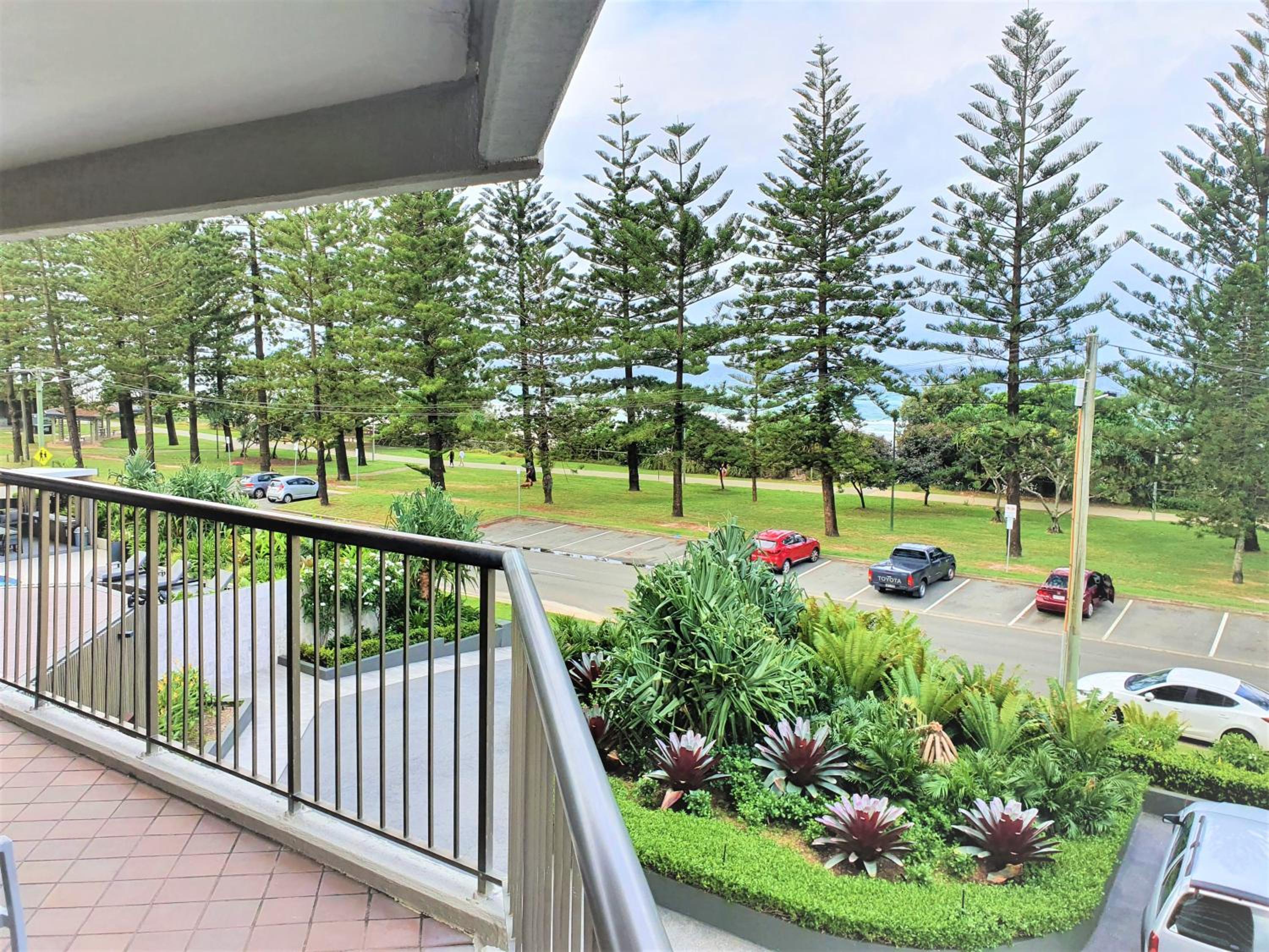 Two Bedroom Low Floor Ocean View Apartment photo 2