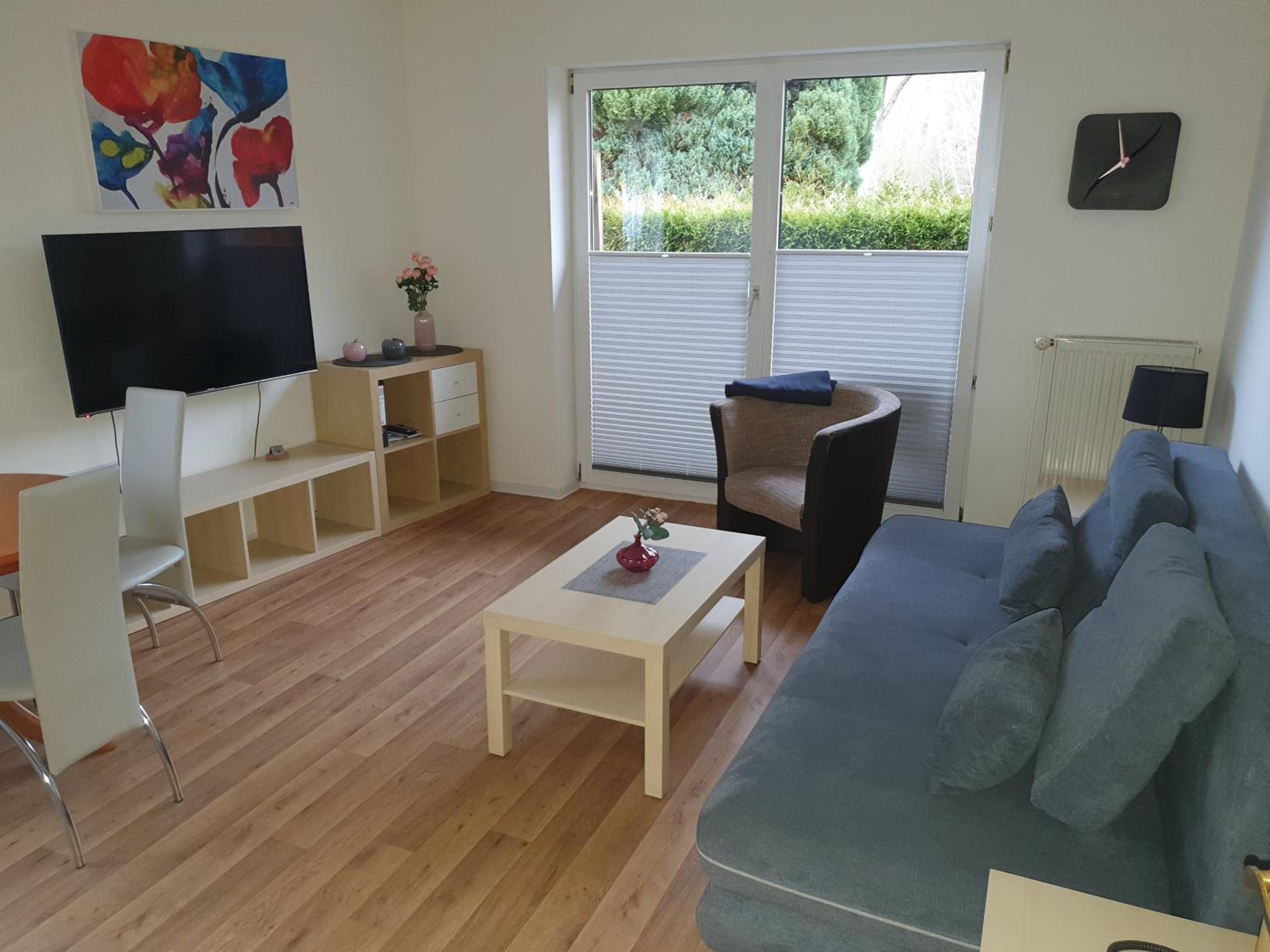 One-Bedroom Apartment photo 1