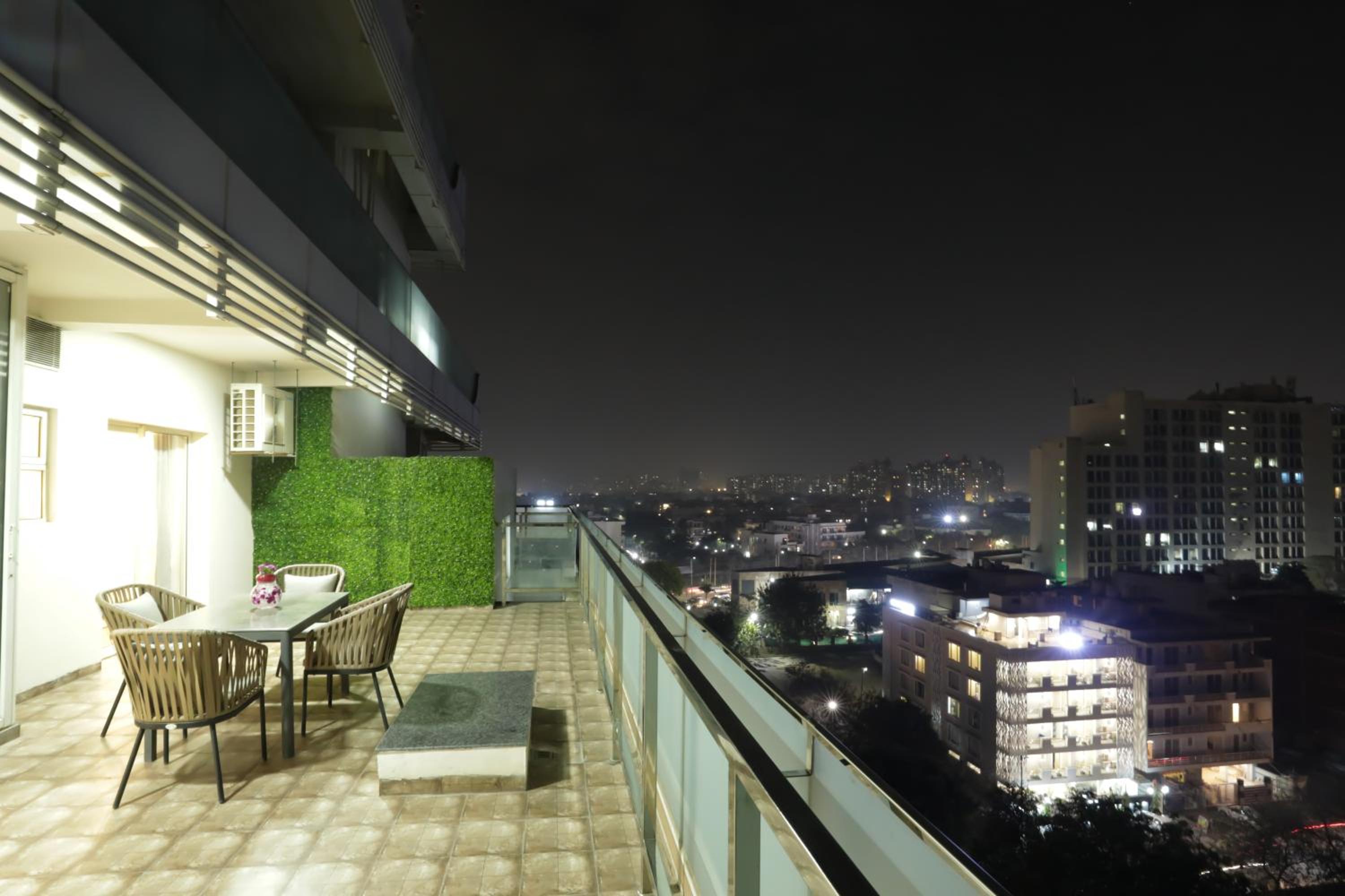 Suite with Terrace - Photo 10