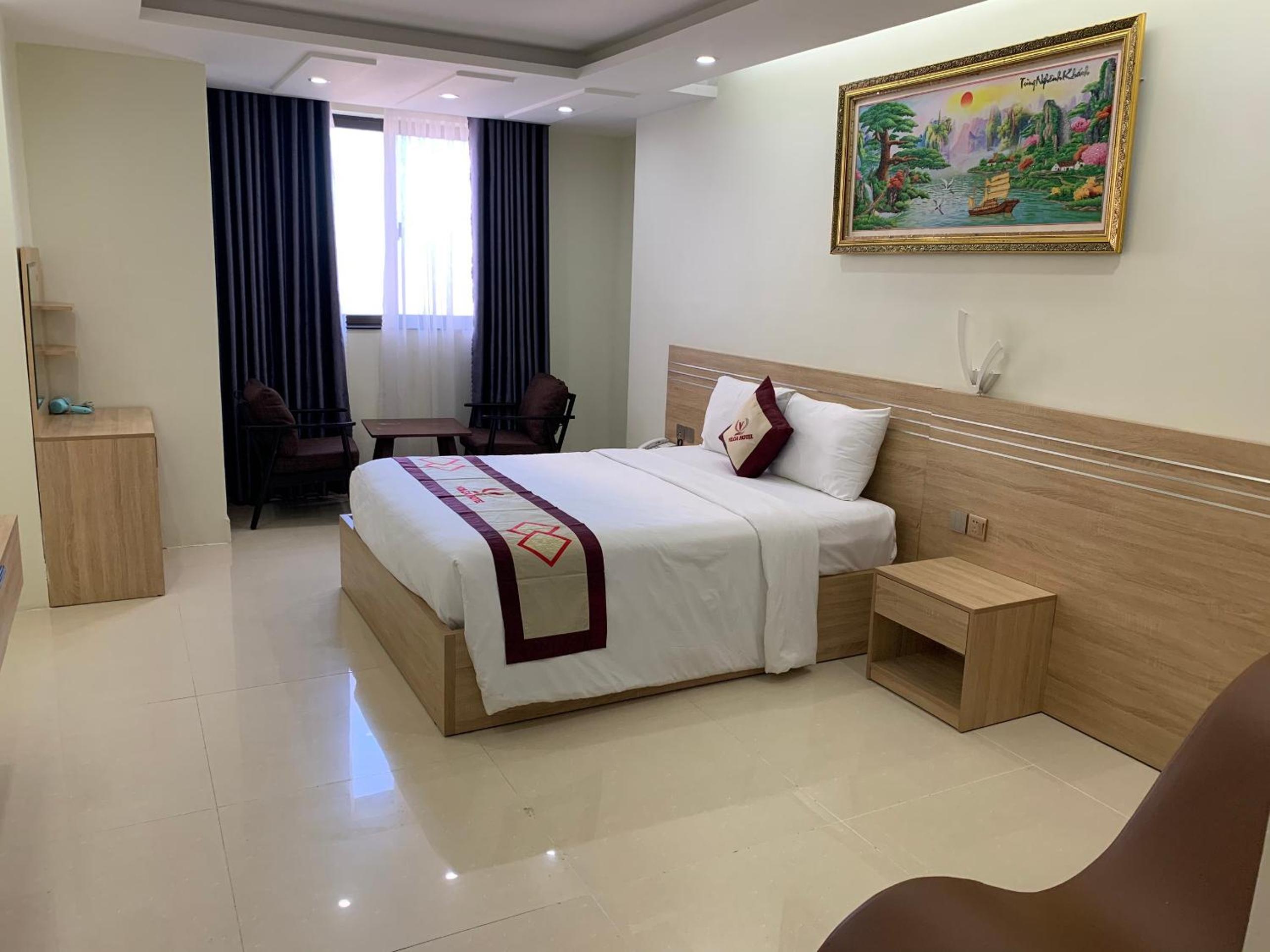 Superior King Room