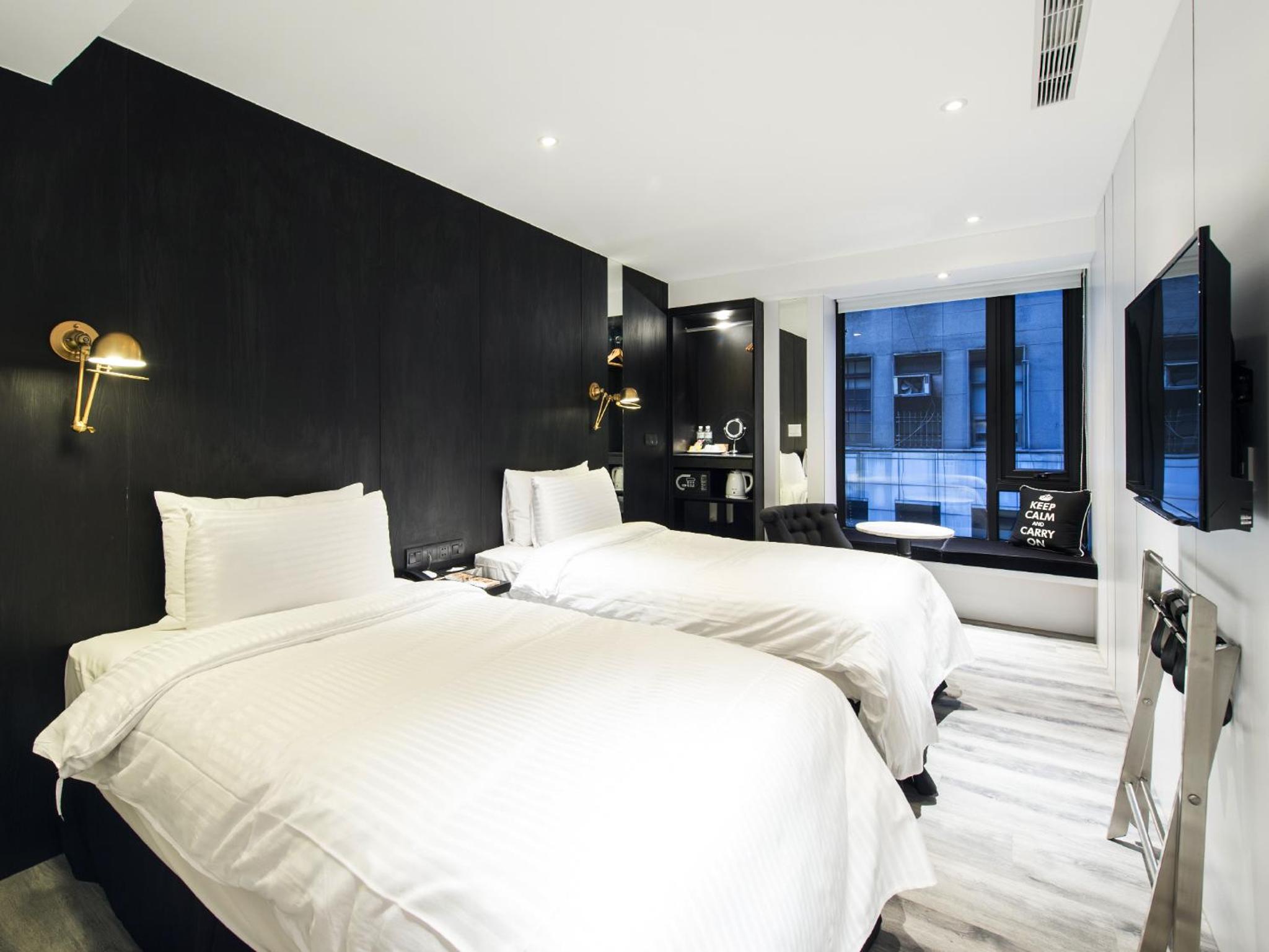 Classic Twin Room