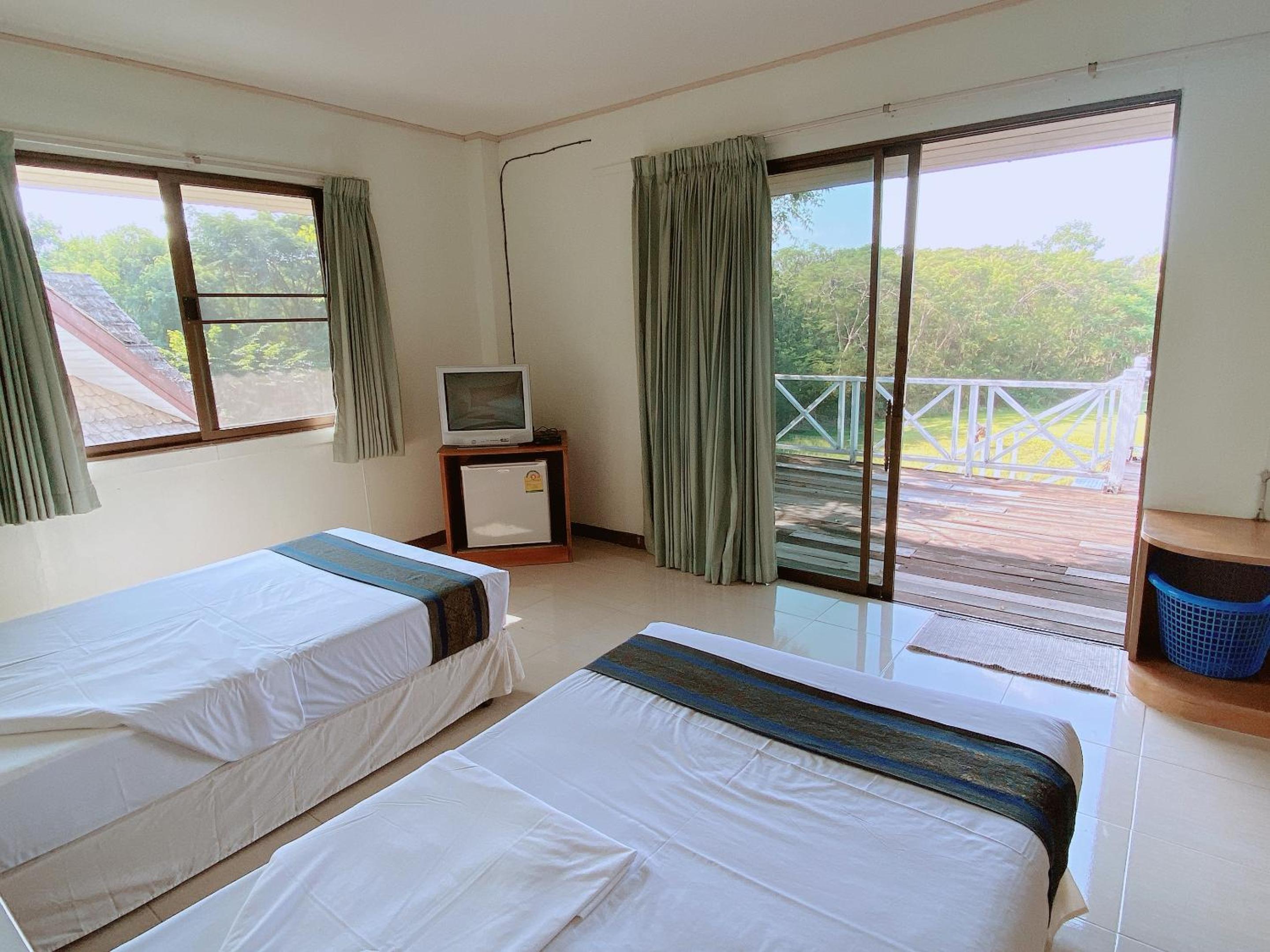 Superior Twin Room - Photo 7