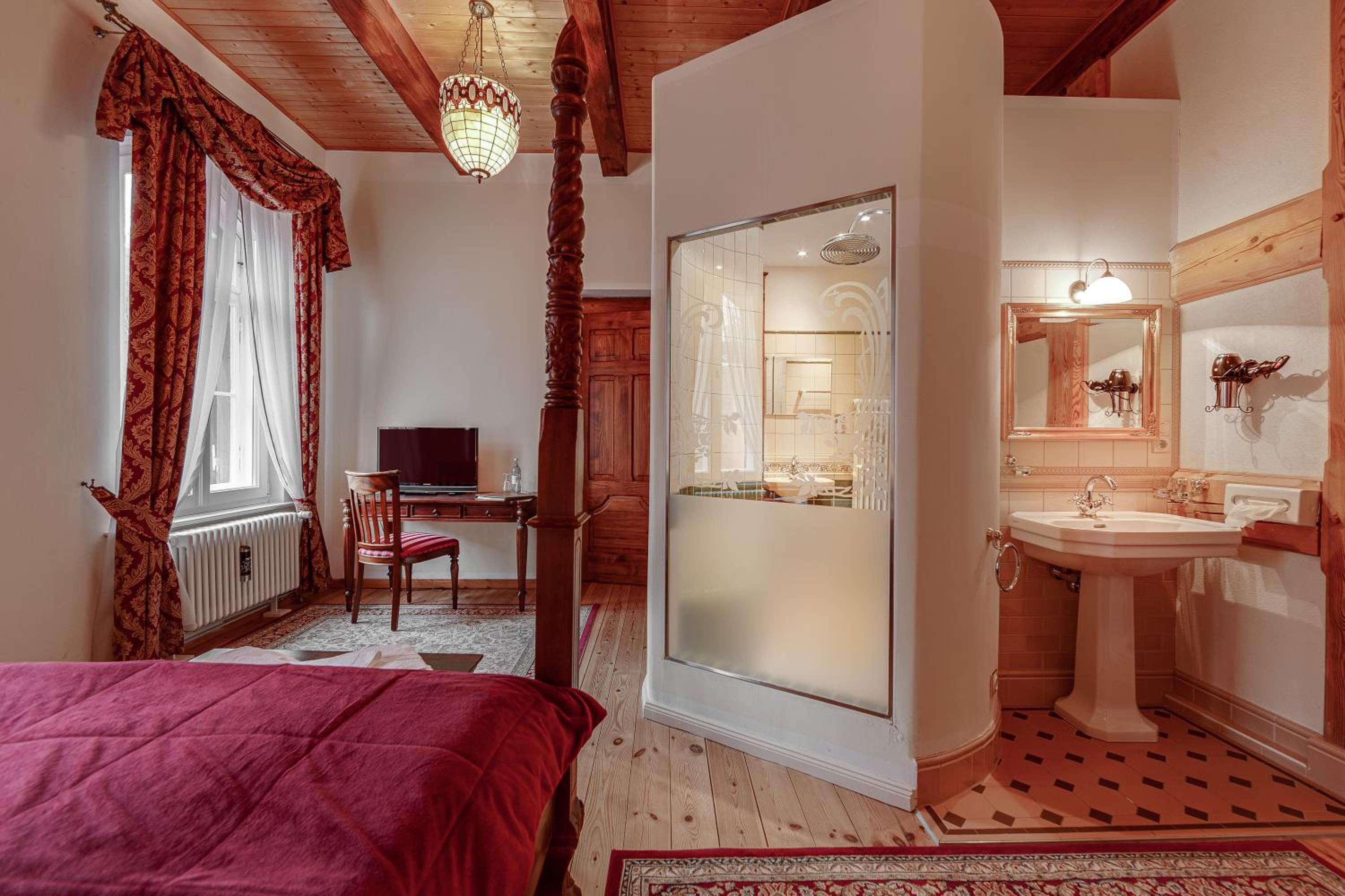 Junior Suite - Photo 1