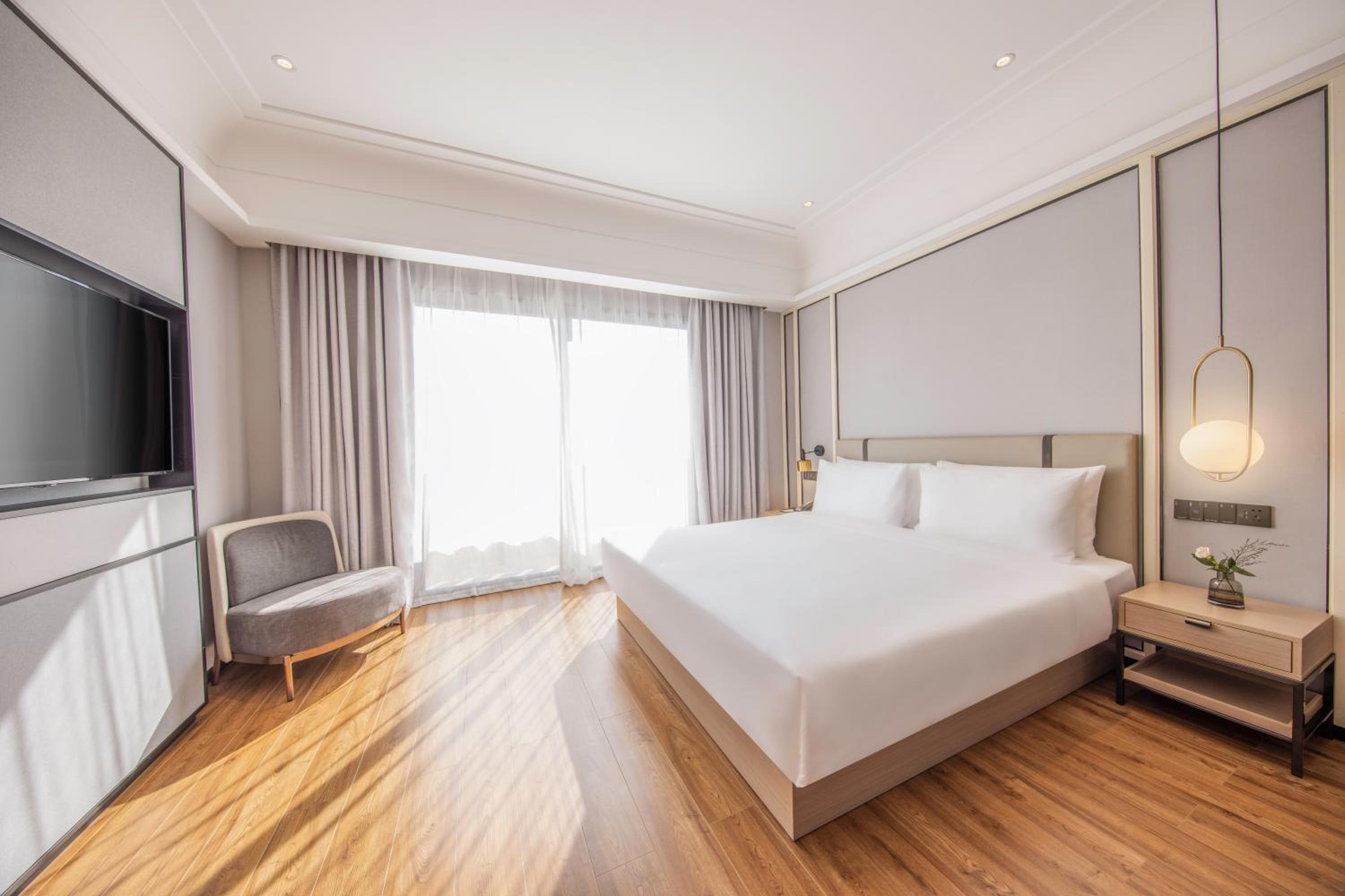 Executive Suite With Balcony photo 2
