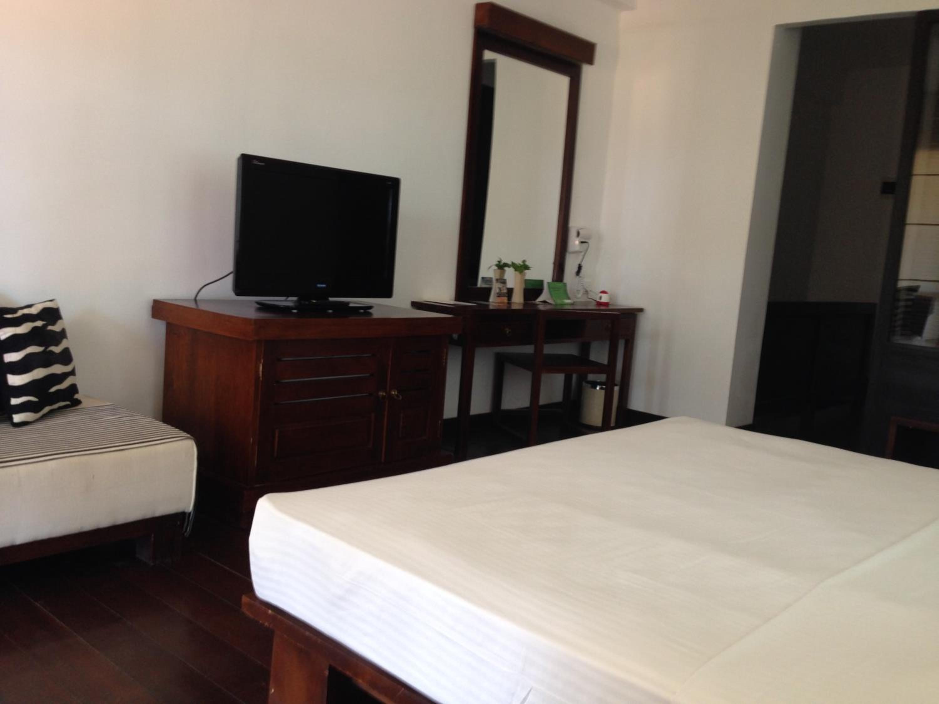 Standard Double or Twin Room with Sea View (Early Check-in & Late Check-out on availability basis, 10% off on A La Carte and 15% off on Spa)  - Photo 11