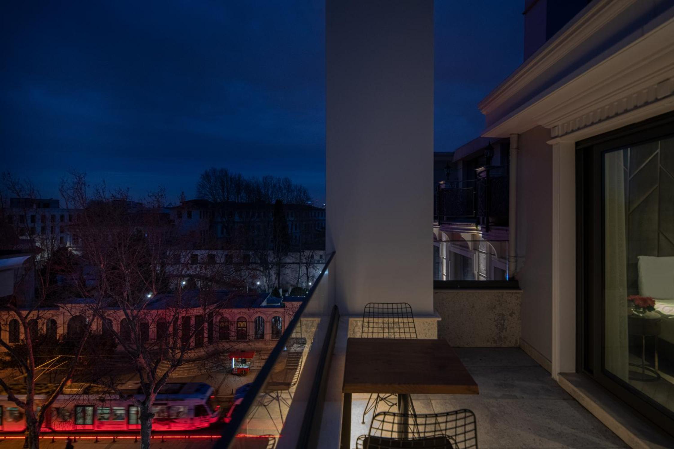 Triple Room with Balcony photo 3