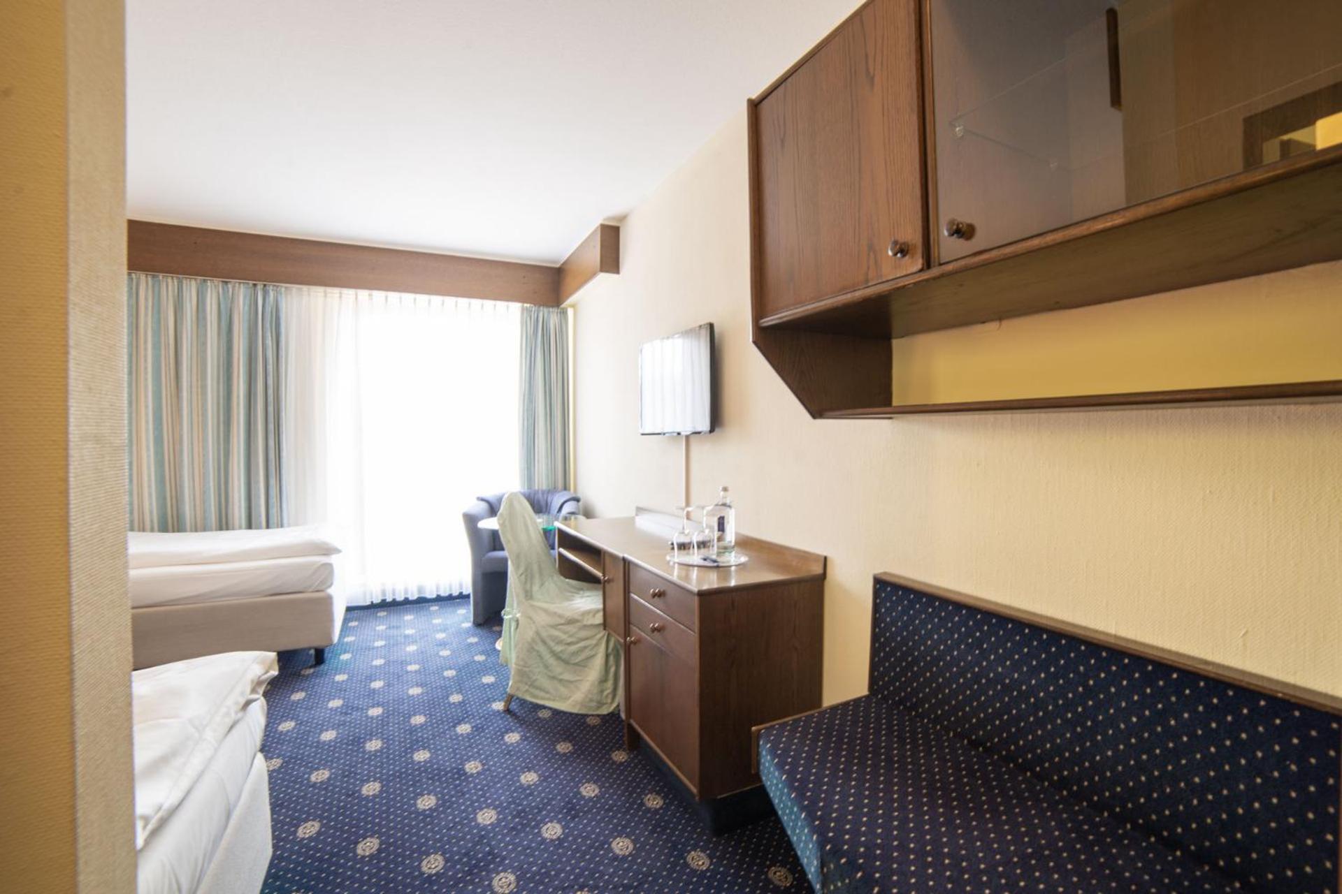 Single Room photo 2