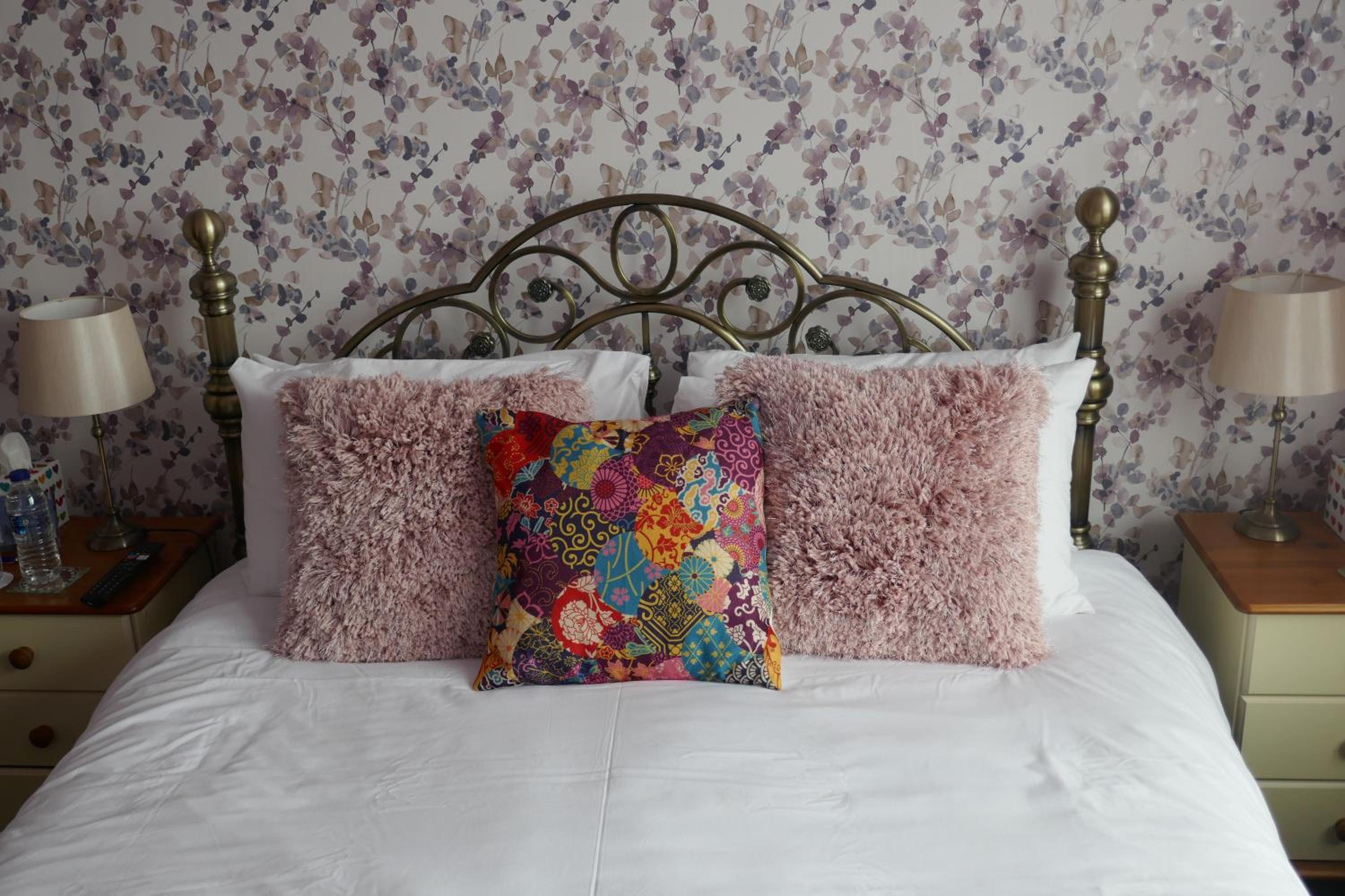 King Room with Cricket View. Second Floor.