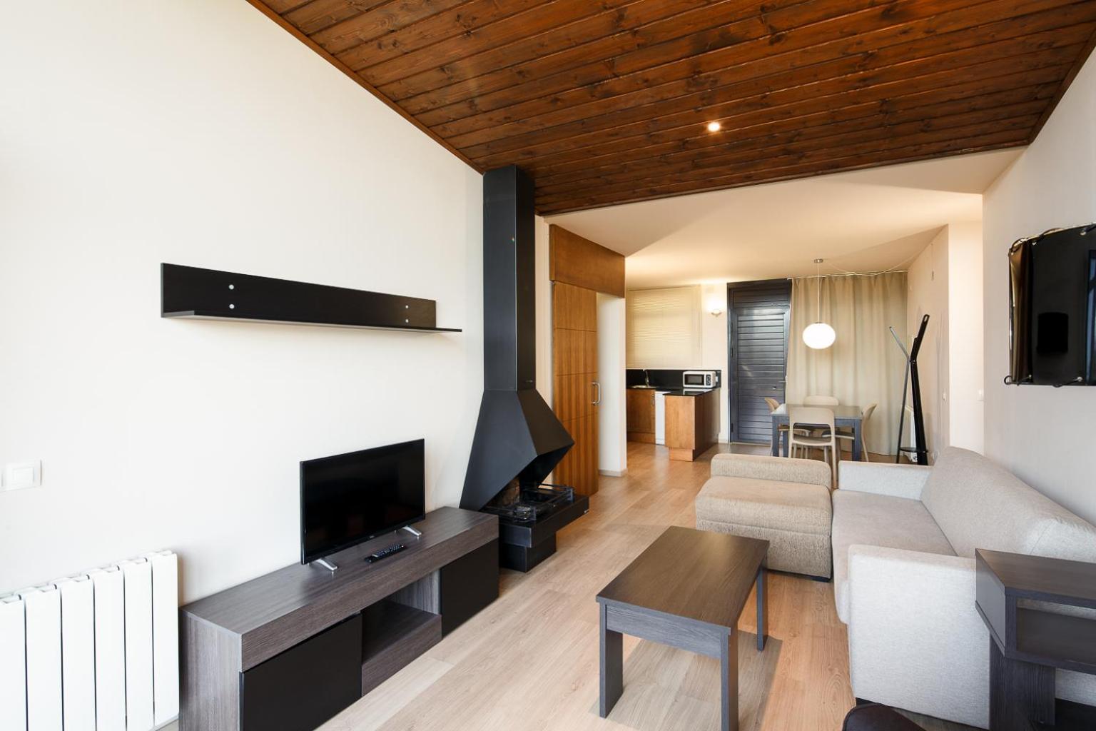 Apartment - Ground Floor - Photo 5