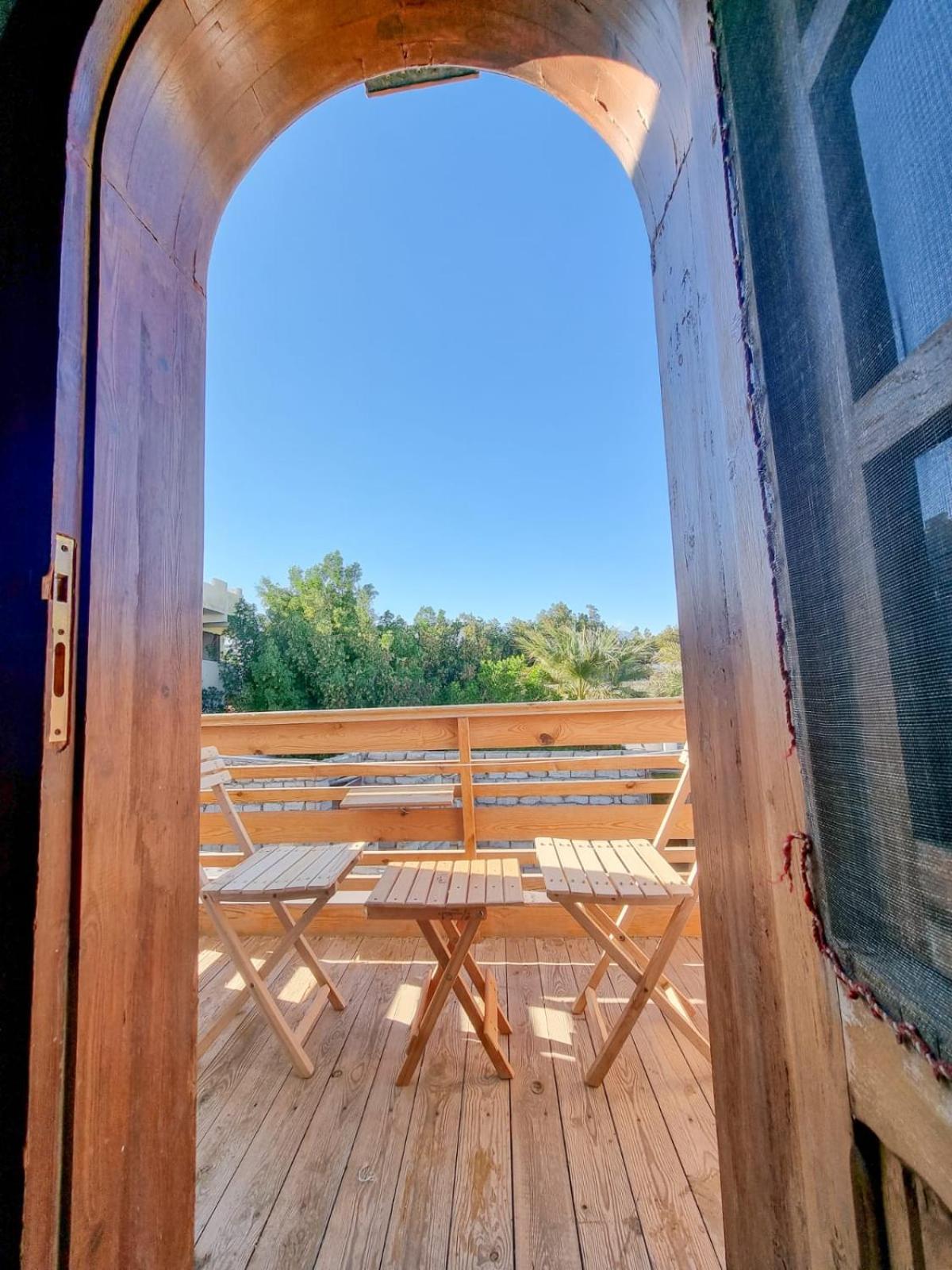 Double or Twin Room with Terrace - Photo 4