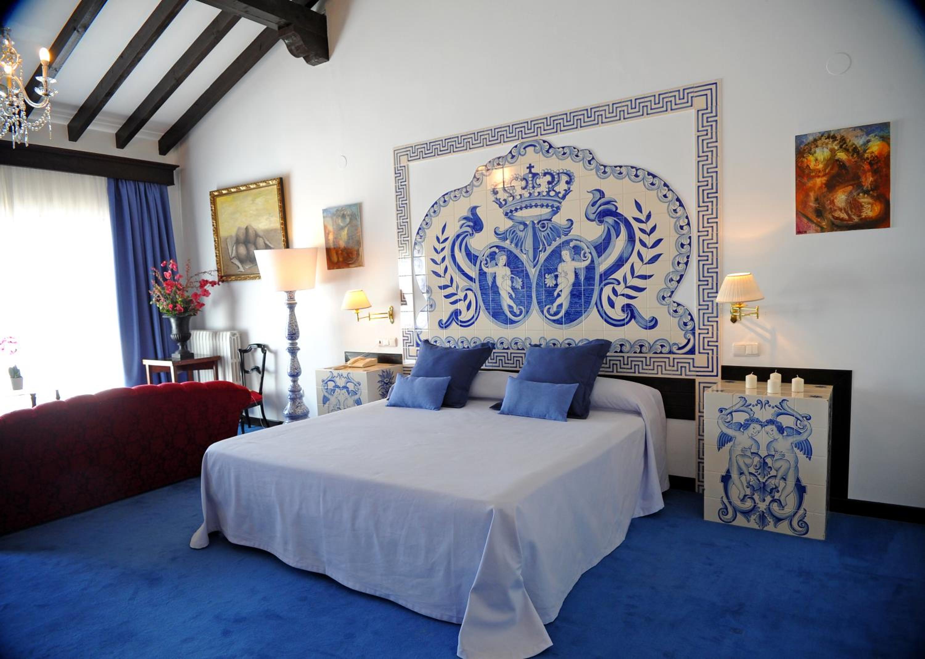 Suite with Hydro Massage and Terrace - Photo 13