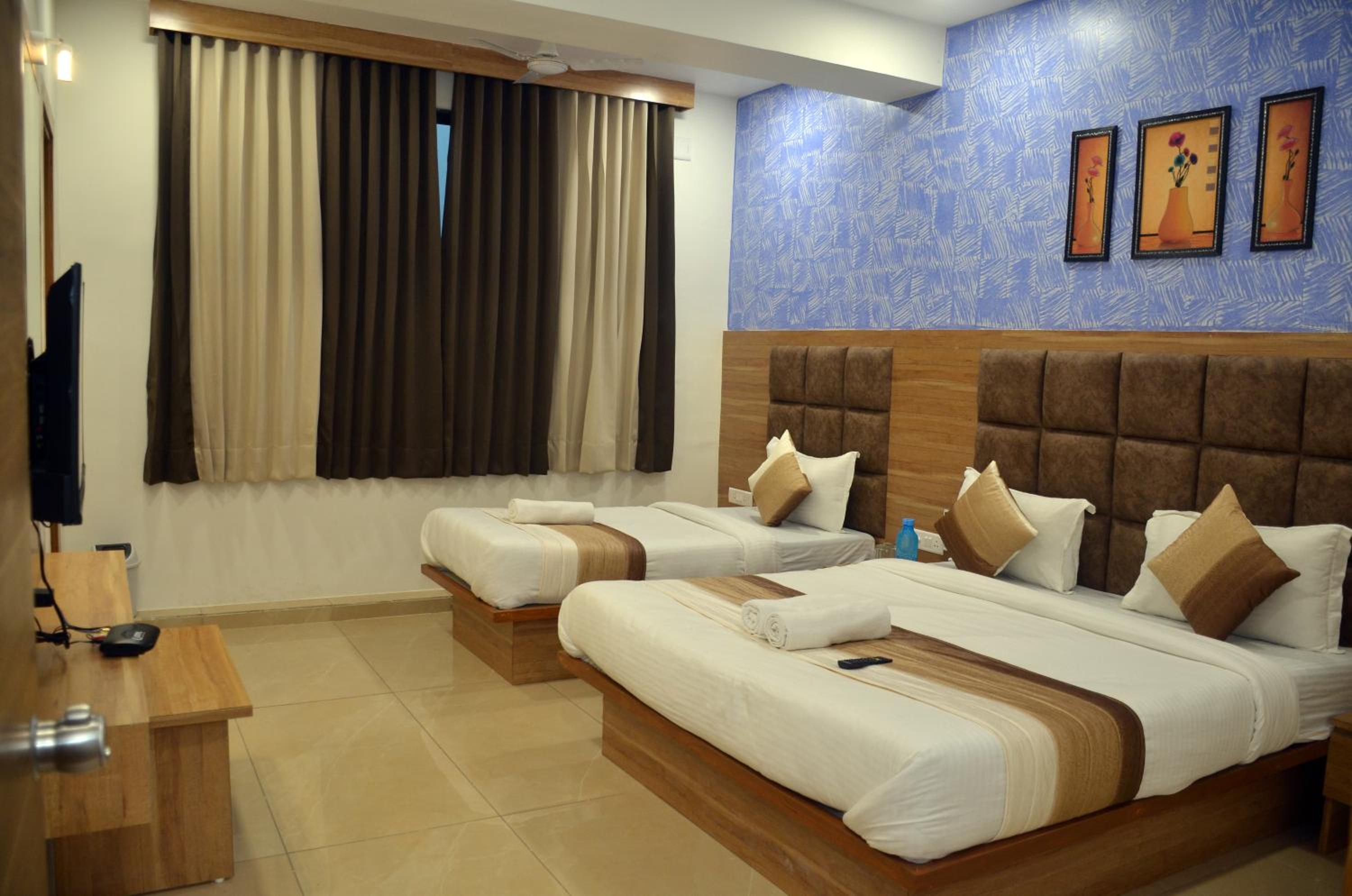 Executive Triple Room photo 2