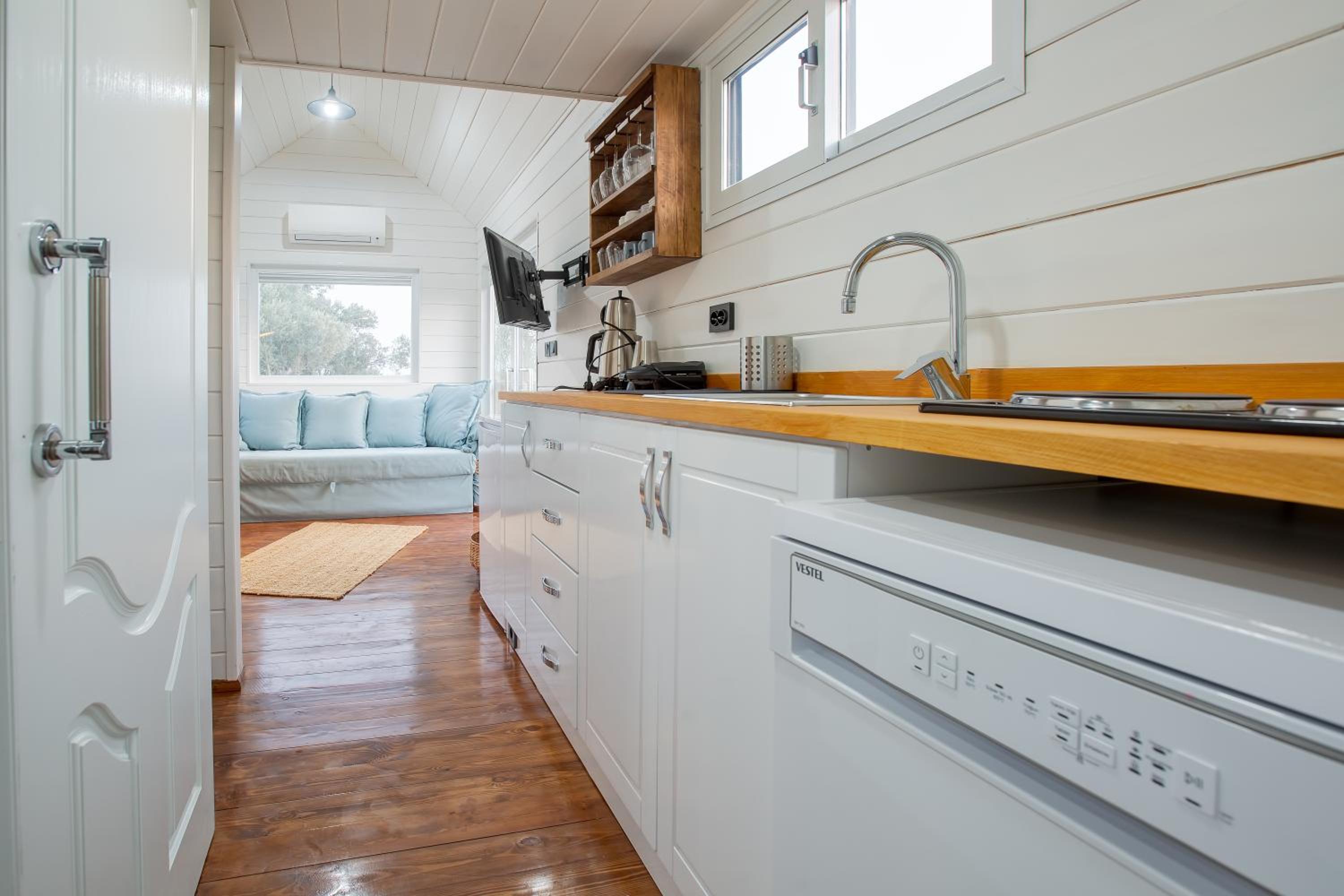 Family Bungalow - Photo 7